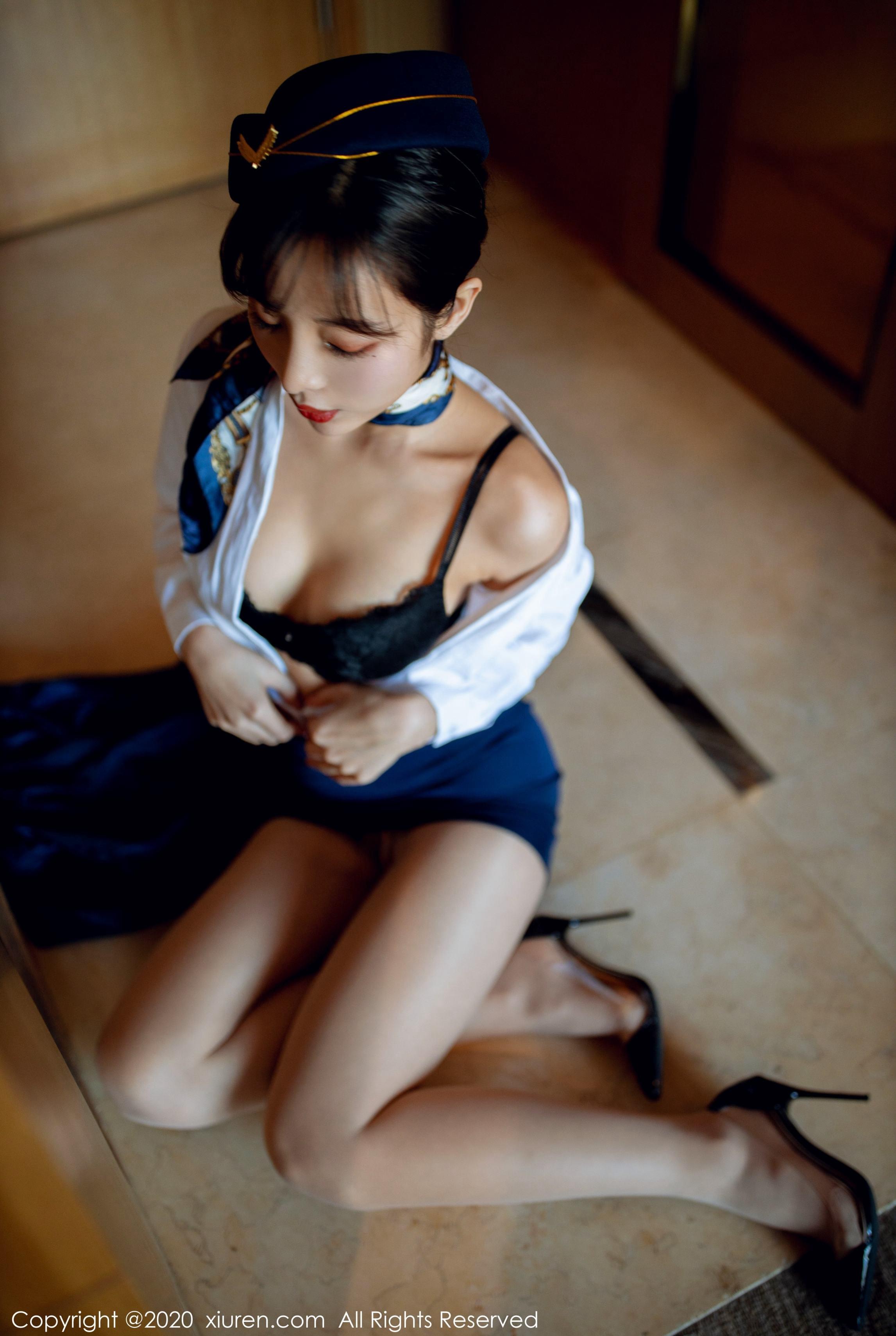 图片[2]-XIUREN秀人网 NO.2119 陈小喵-COS写真在线网