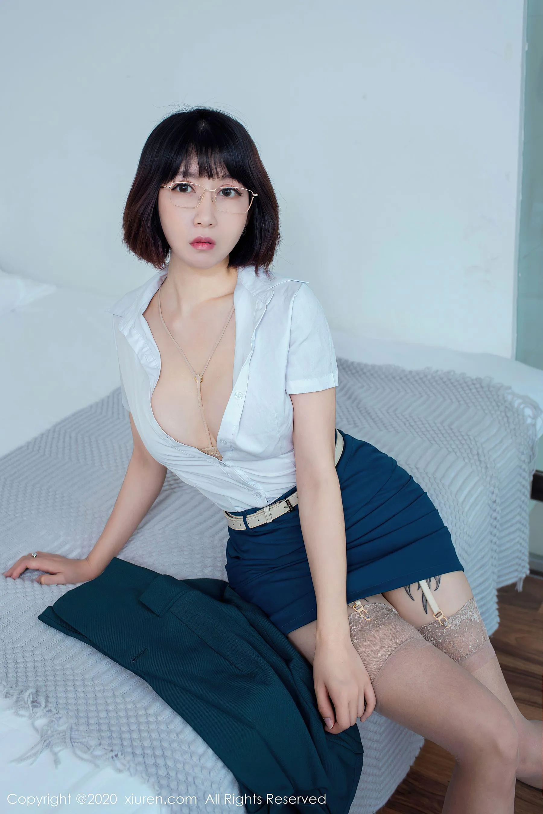 图片[6]-秀人XIUREN No.2390 安妮斯朵拉_Ann-COS写真在线网