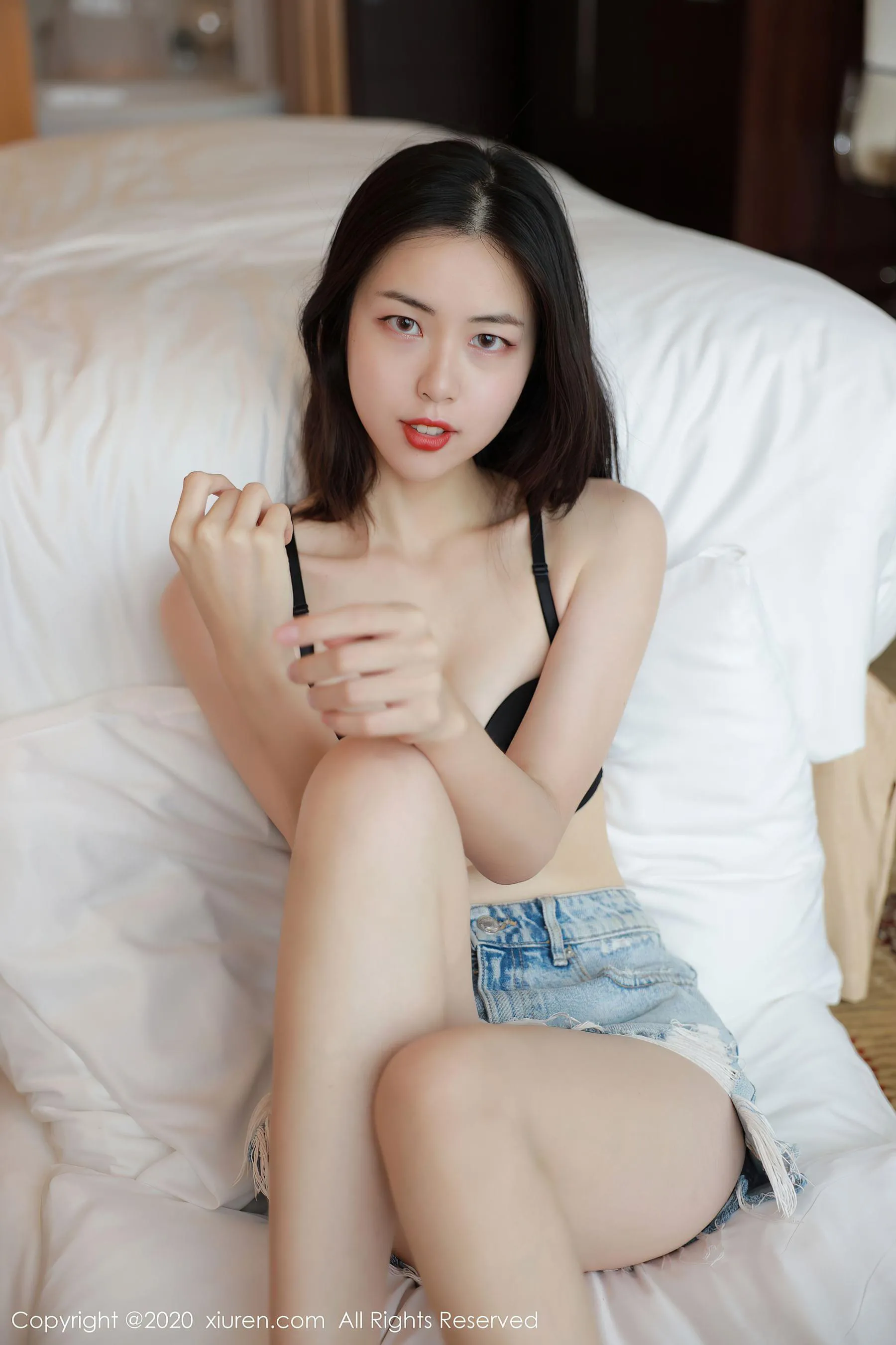 图片[2]-秀人XIUREN No.2397 噜噜妞儿-COS写真在线网