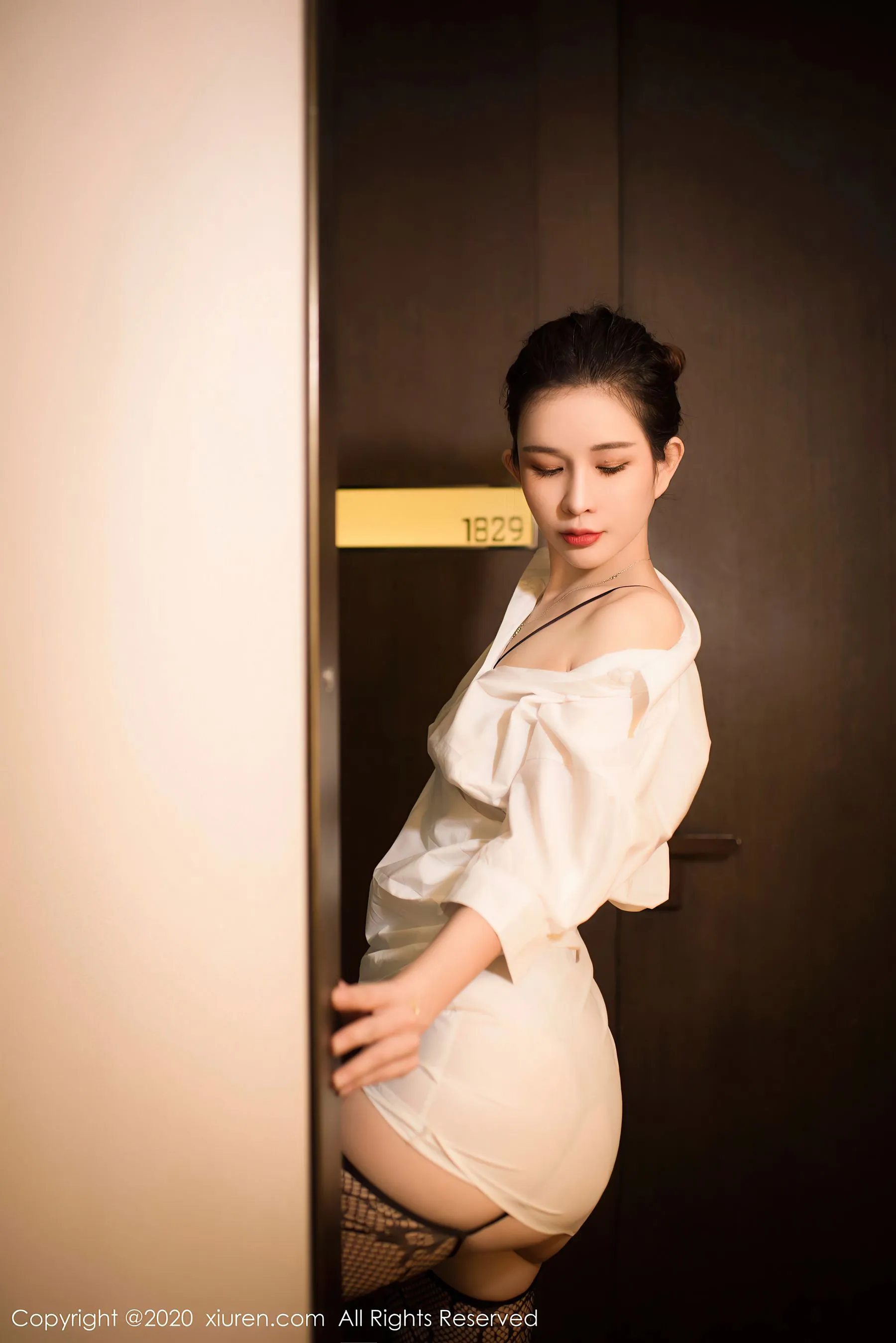图片[5]-秀人 No.2684 张雨萌-COS写真在线网