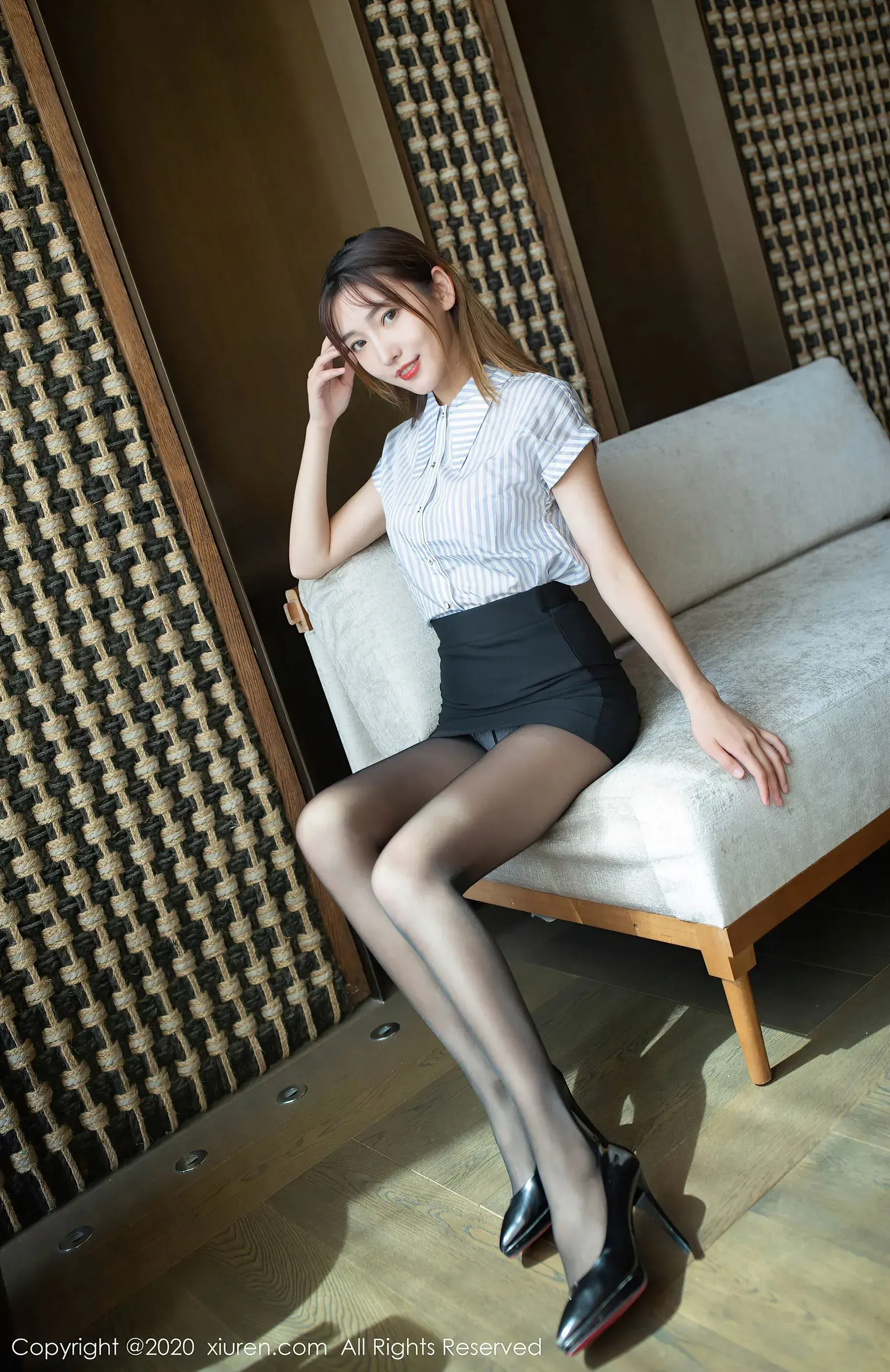 图片[2]-秀人 No.2810 陆萱萱-COS写真在线网