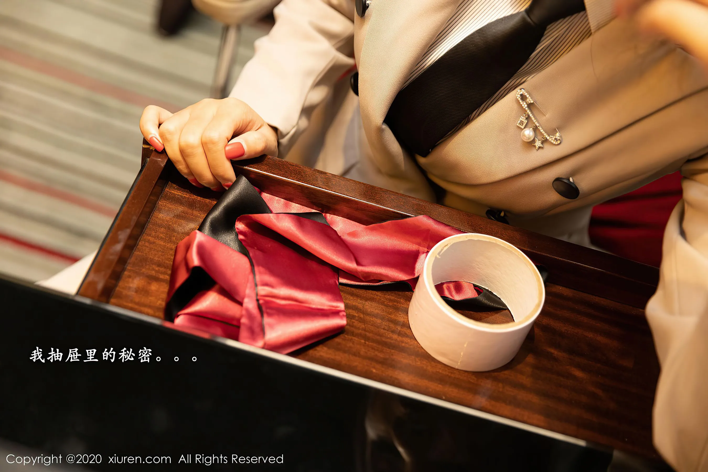 图片[5]-秀人 No.2857 @周于希Sandy&@Emily顾奈奈-COS写真在线网