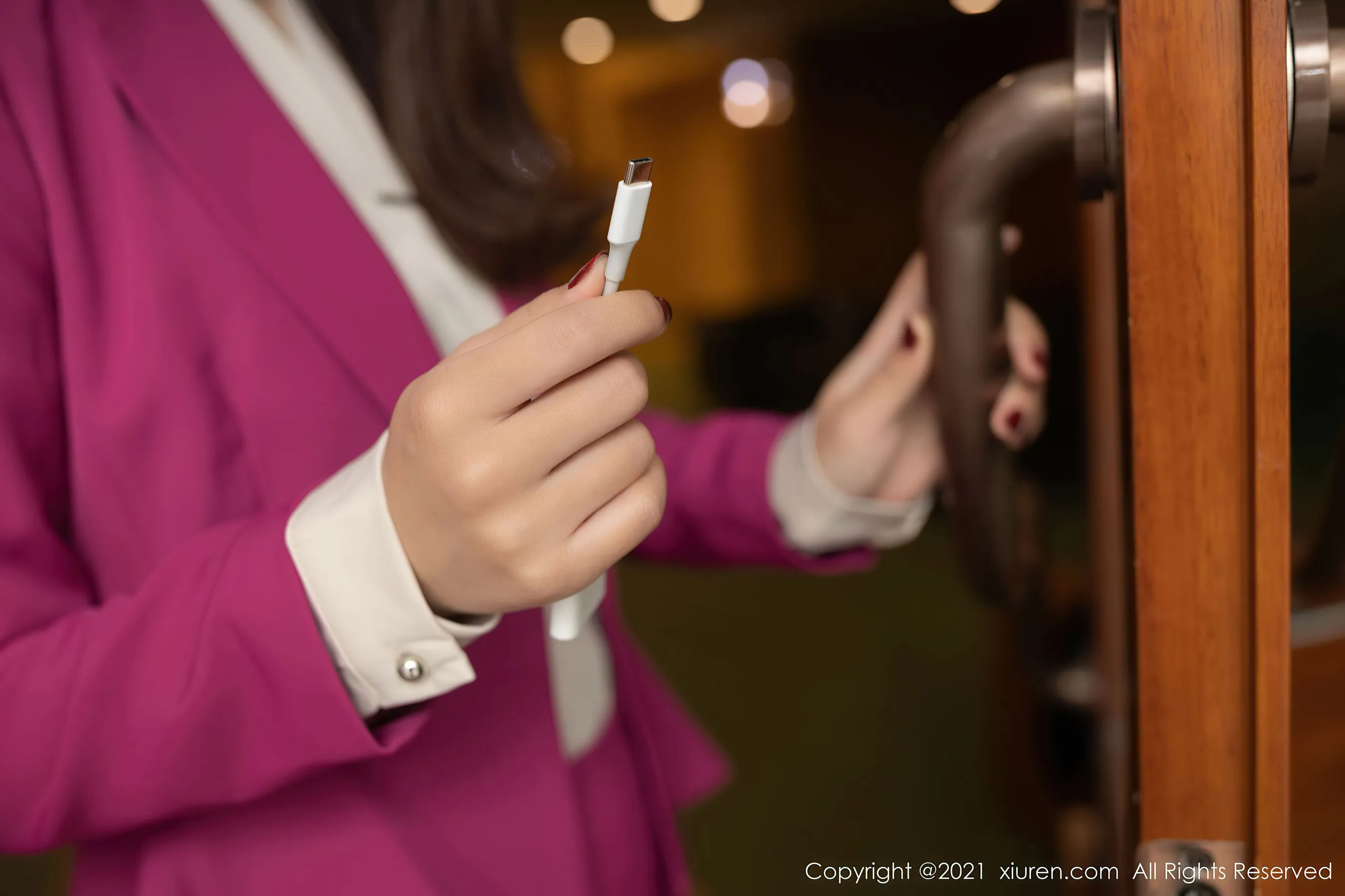图片[4]-秀人 No.3156 唐安琪-COS写真在线网