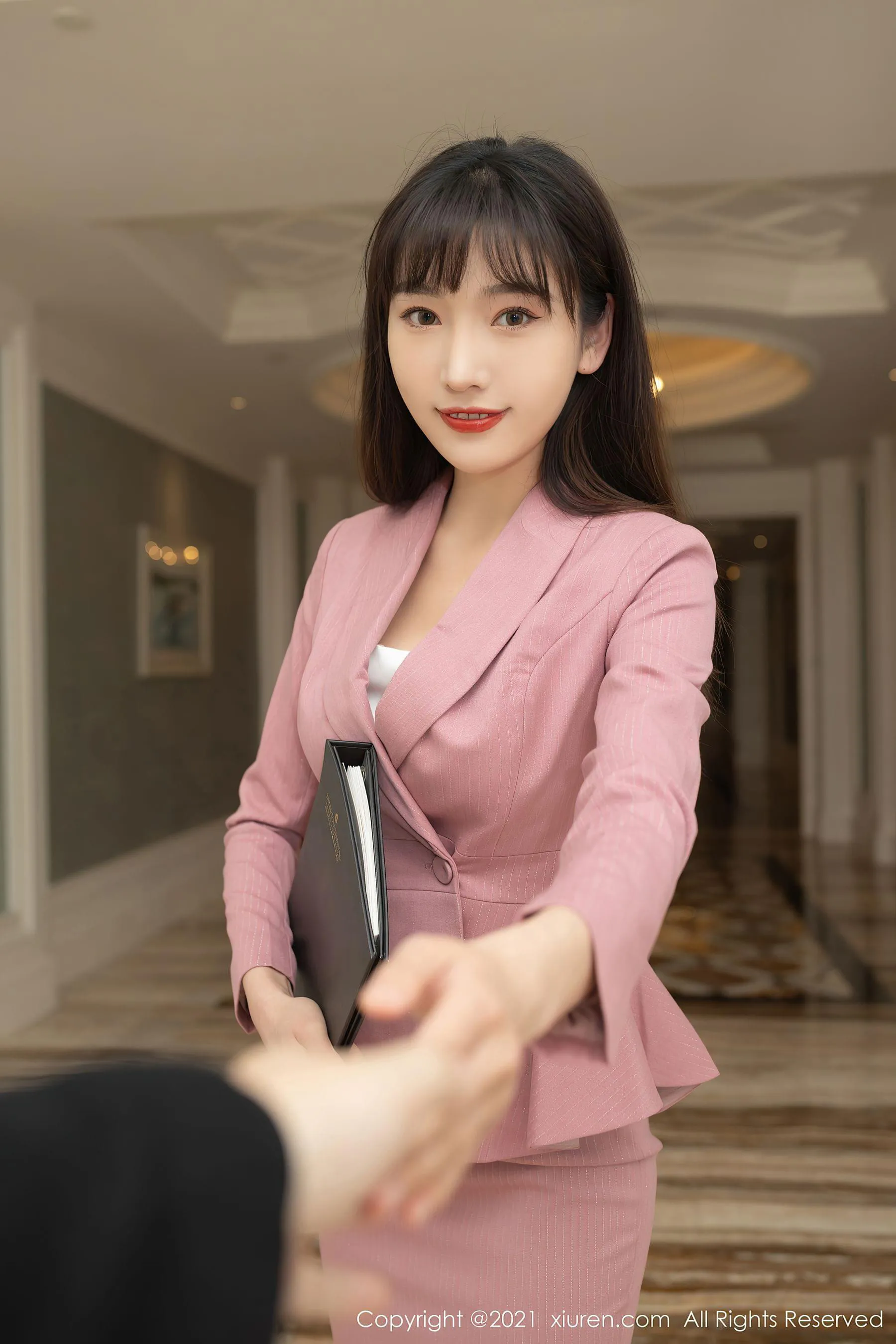 图片[5]-秀人 No.3533 陆萱萱-COS写真在线网