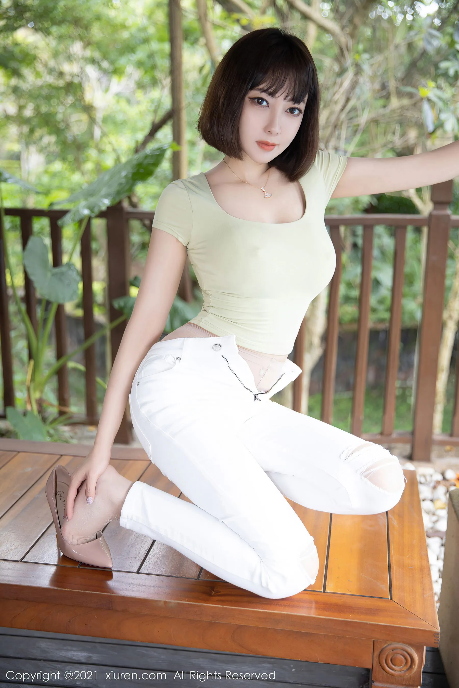 图片[4]-秀人 No.3704 果儿Victoria-COS写真在线网