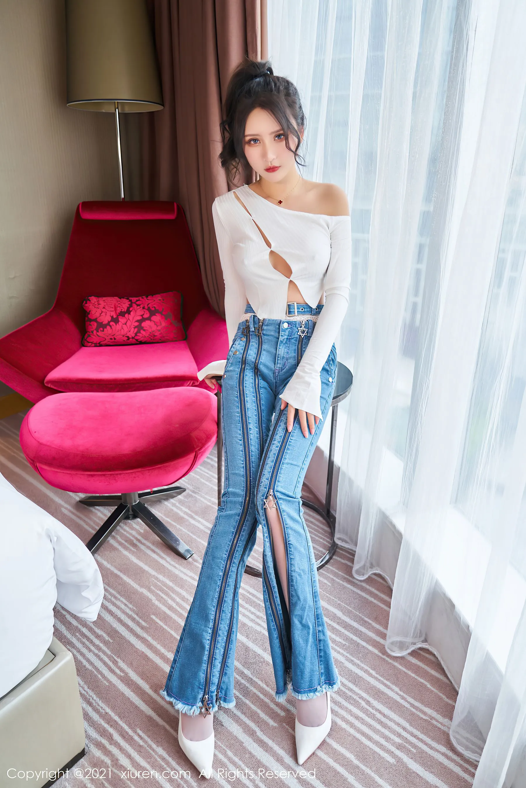 图片[4]-秀人 No.3720 Emily尹菲-COS写真在线网