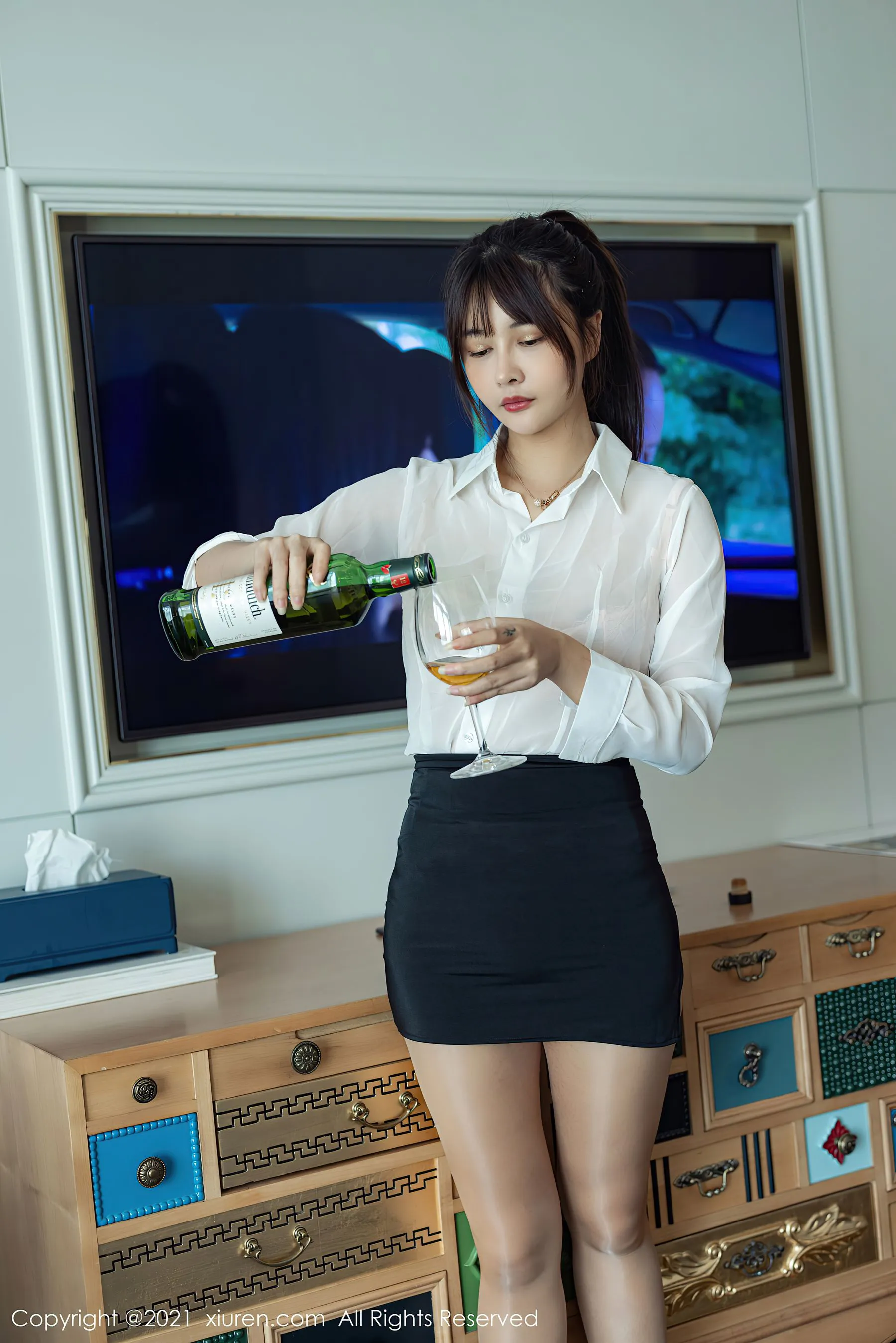 图片[2]-秀人 No.3793 萌奈子-COS写真在线网