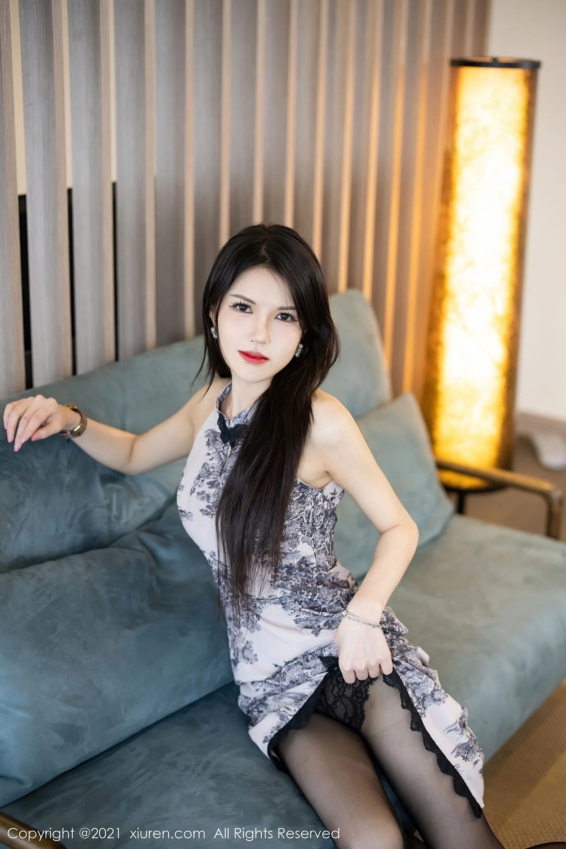图片[5]-秀人 No.3887 媛媛酱belle-COS写真在线网