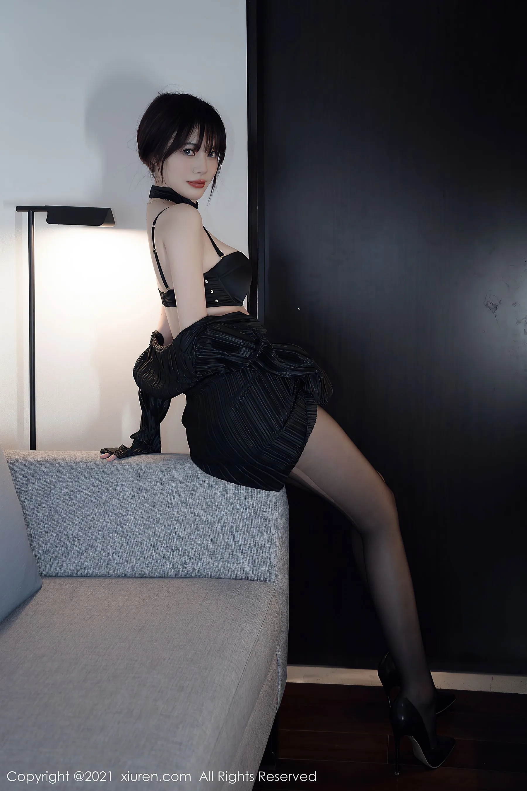 图片[3]-秀人 No.4080 Arude薇薇-COS写真在线网