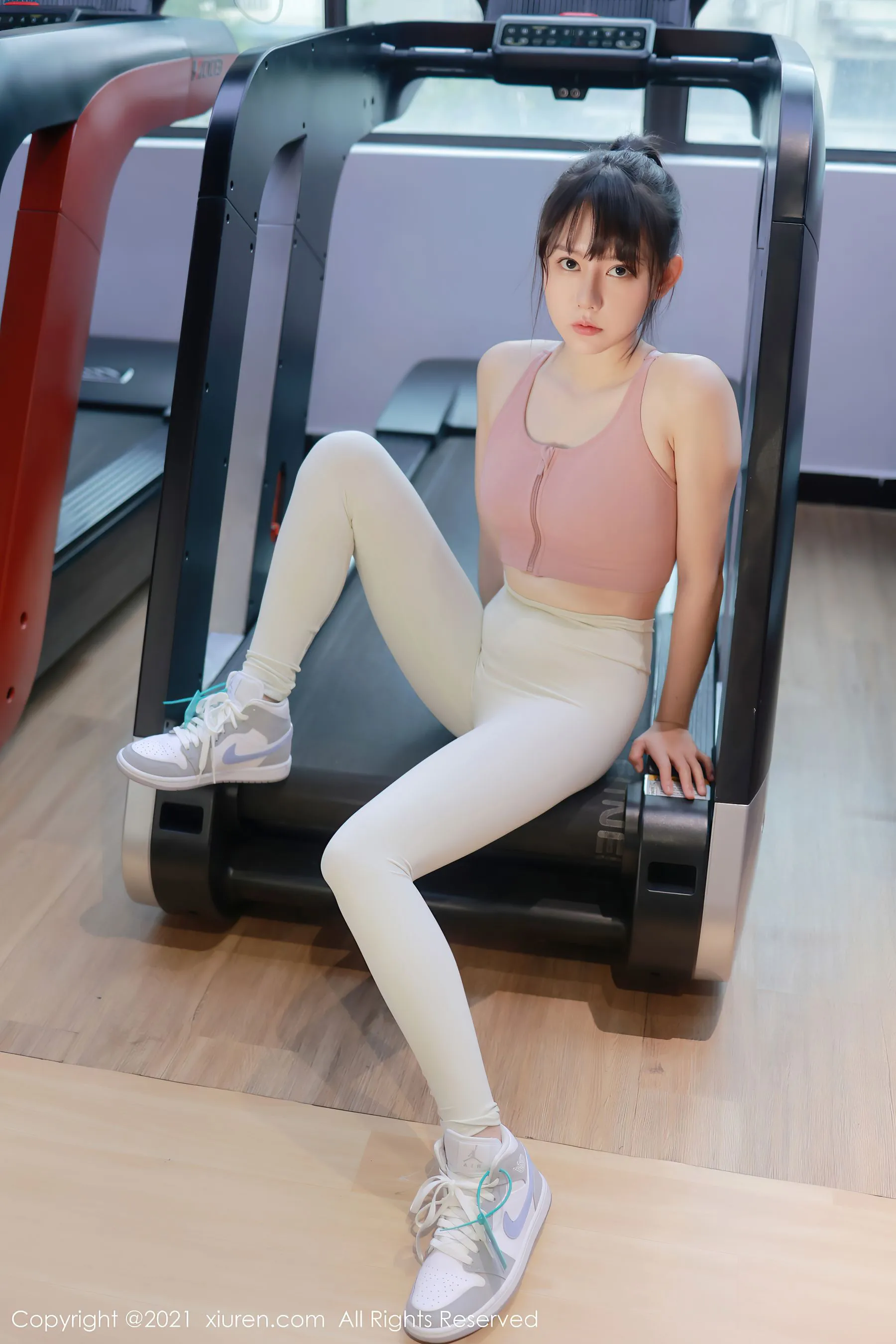 图片[2]-秀人 No.4137 韩希蕾-COS写真在线网