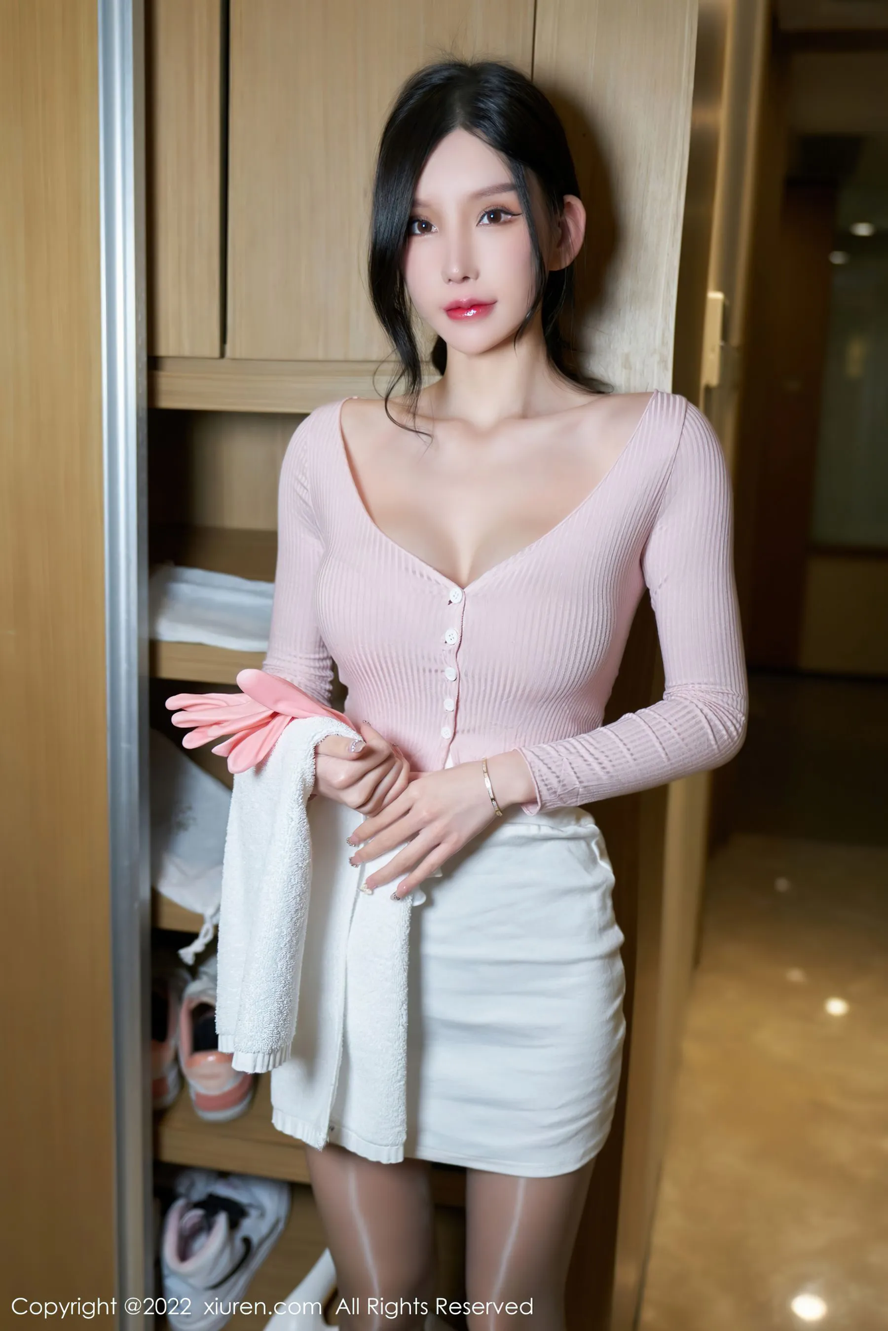 图片[4]-秀人 No.4468 周于希-COS写真在线网