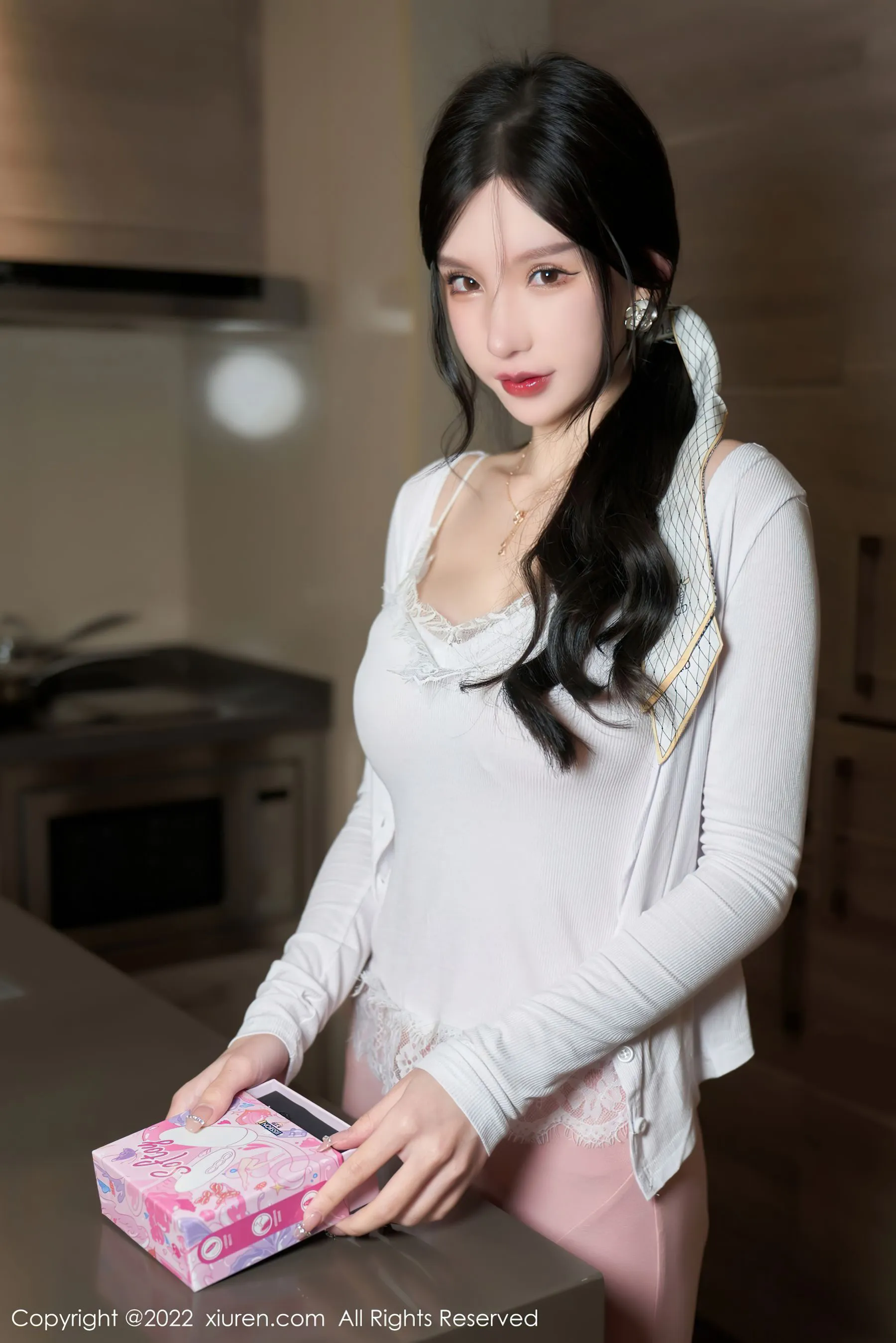 图片[2]-秀人 No.4517 周于希-COS写真在线网
