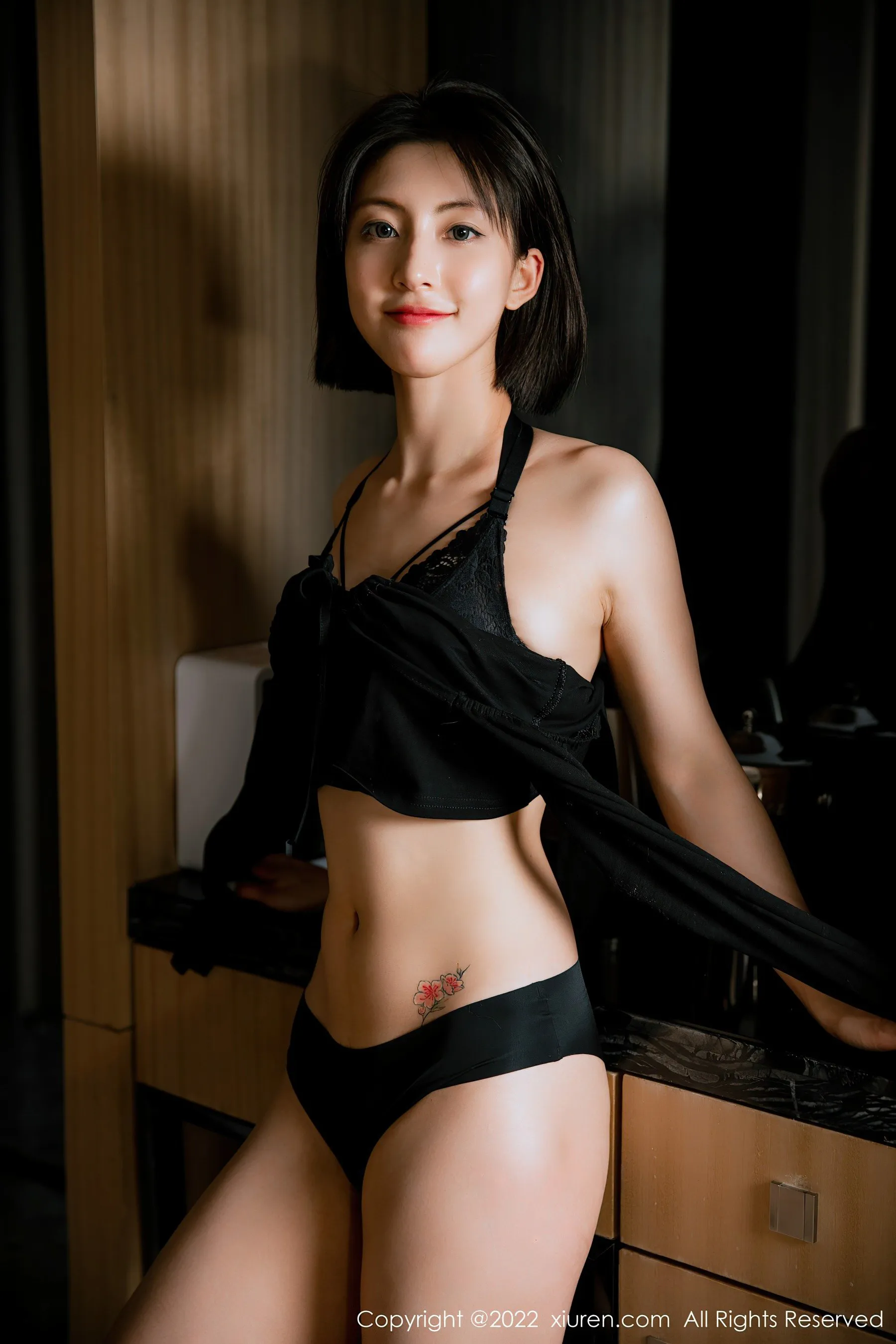 图片[3]-秀人网 No.4603 林文文yooki 淑女美腿内衣诱惑-COS写真在线网