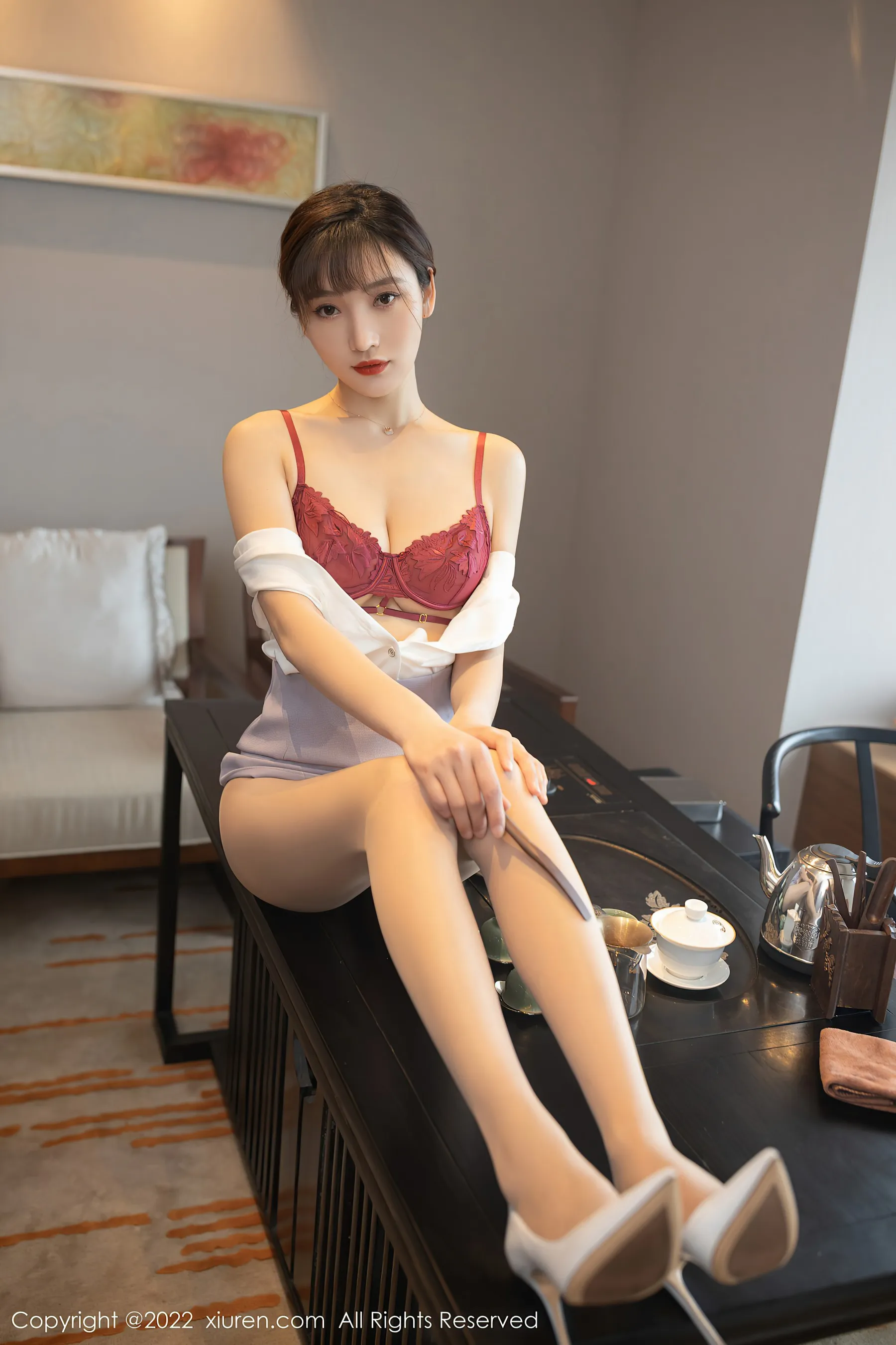 图片[4]-秀人网 No.4694 陆萱萱 短裙旅拍-COS写真在线网