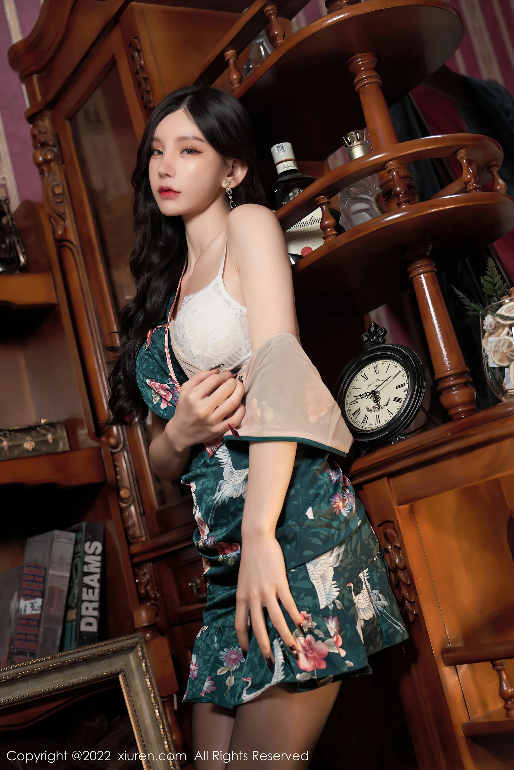 图片[6]-秀人网 No.4695 周于希Sally 黑丝美腿-COS写真在线网
