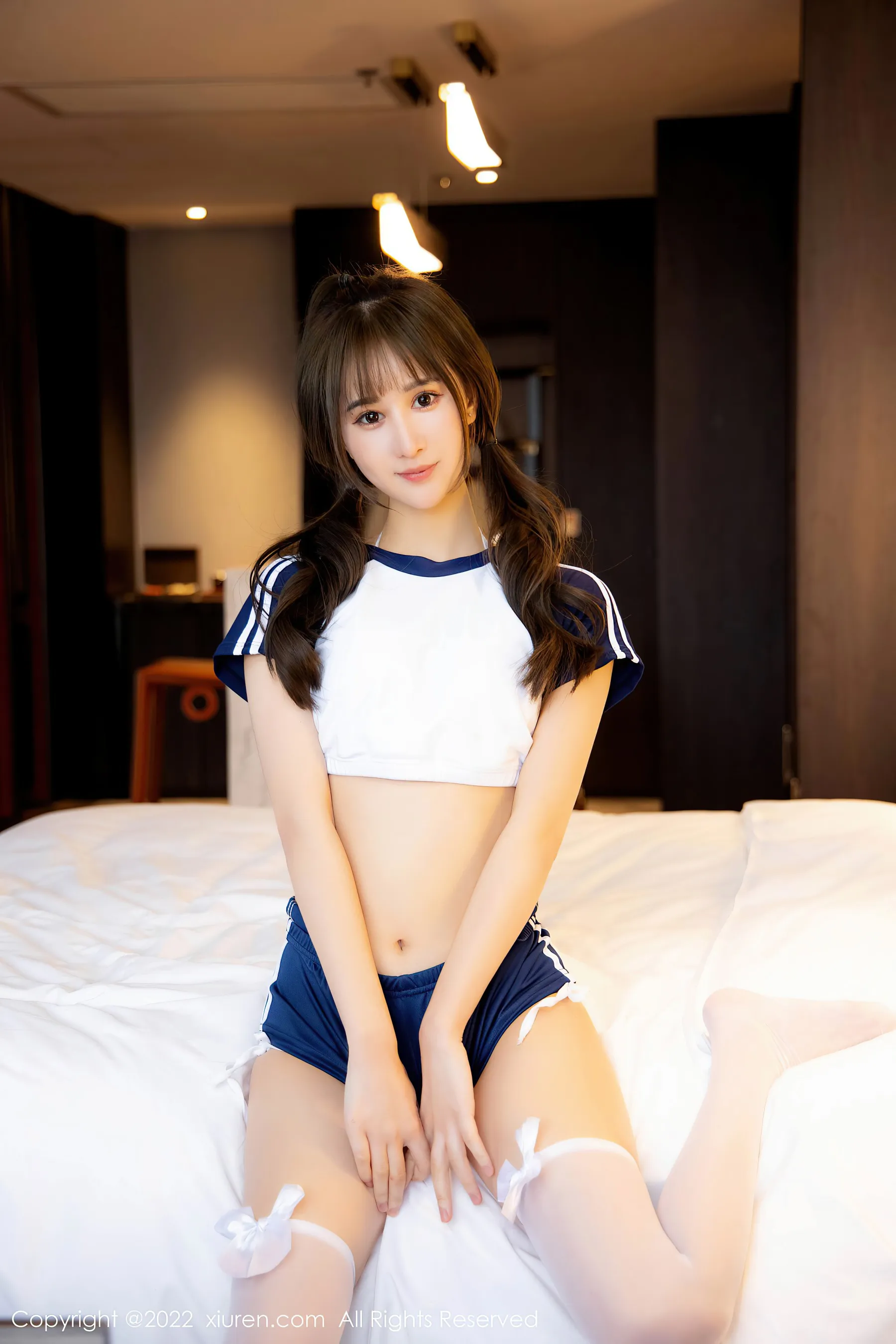 图片[4]-秀人网 No.4726 小果冻儿 丝袜美腿学妹写真-COS写真在线网