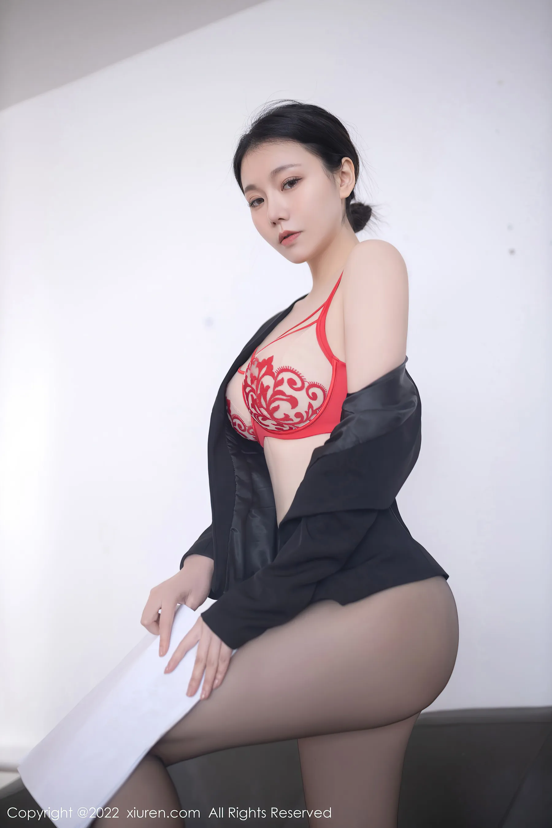 图片[2]-秀人网 No.4755 安然Maleah 女老板角色扮演-COS写真在线网