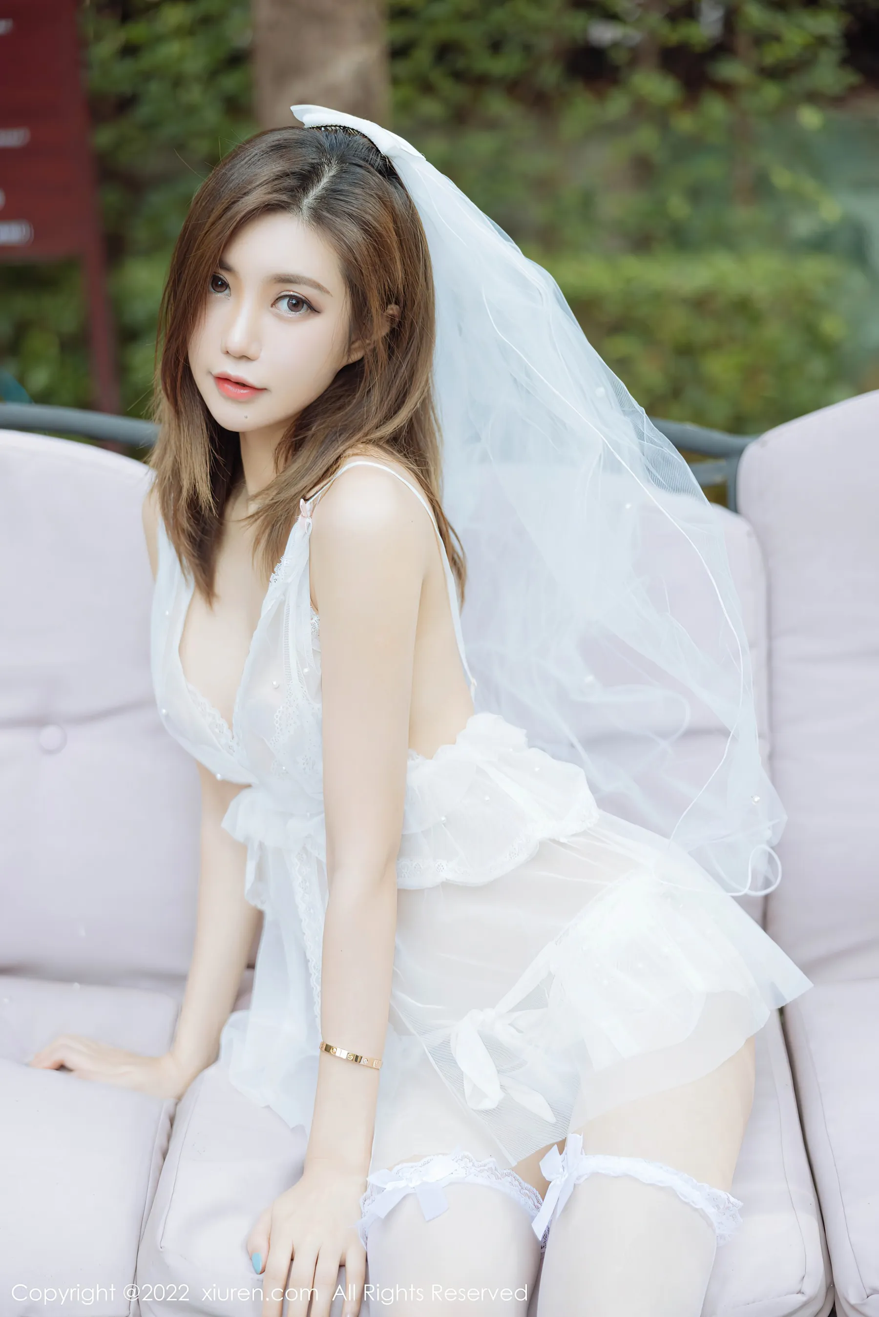 图片[3]-秀人网 No.4820 绮里嘉ula 女神婚纱旅拍-COS写真在线网