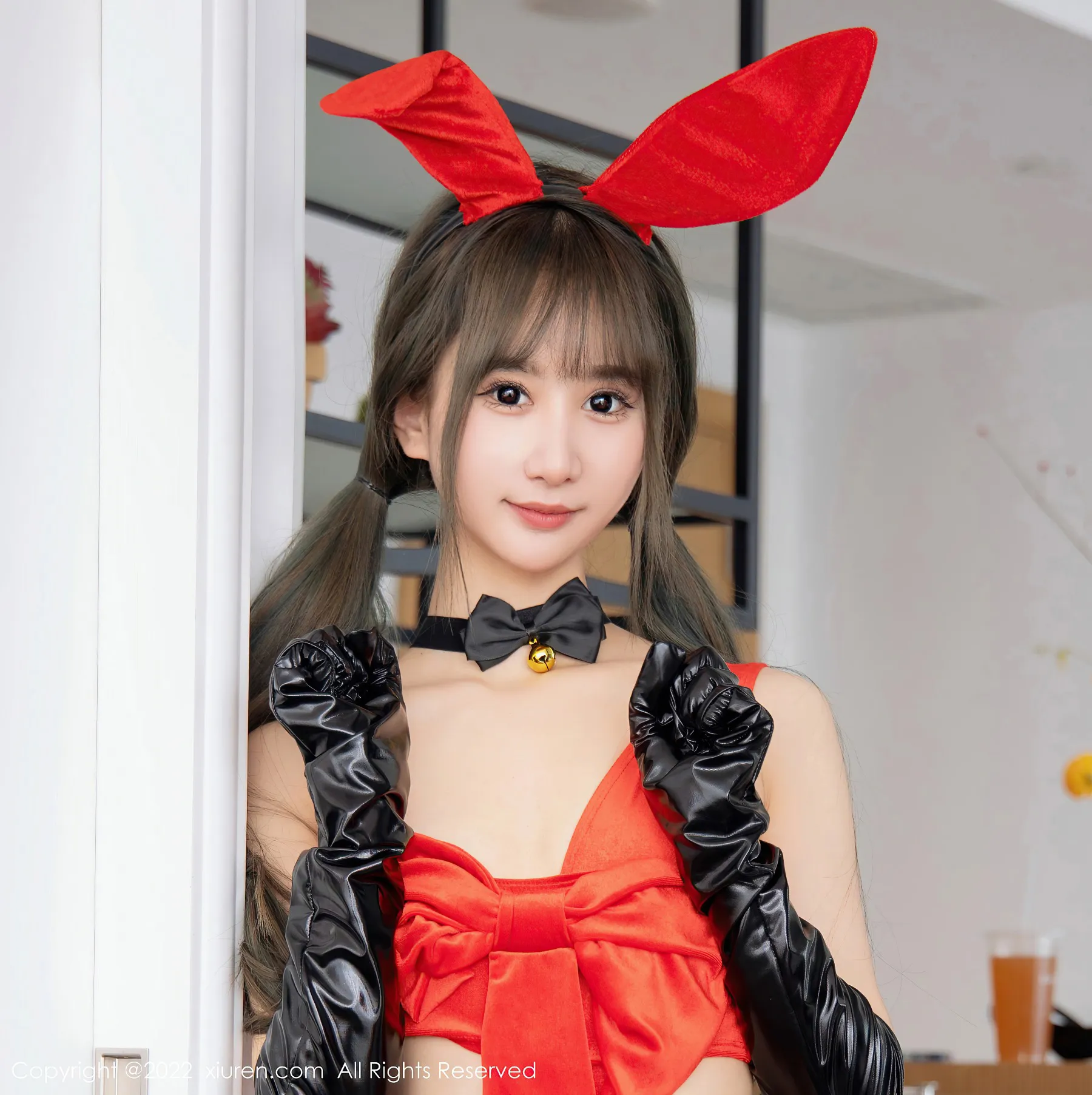 图片[3]-秀人网 No.4828 小果冻儿 皮靴兔女郎-COS写真在线网