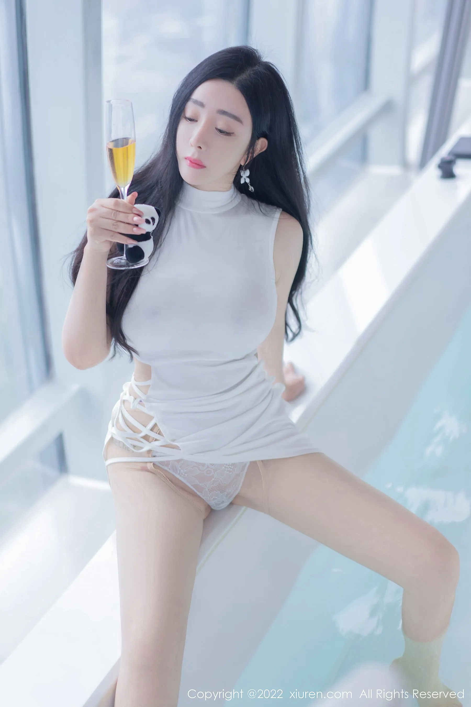 图片[3]-秀人网 No.4855 允爾 美臀美腿丰乳写真-COS写真在线网