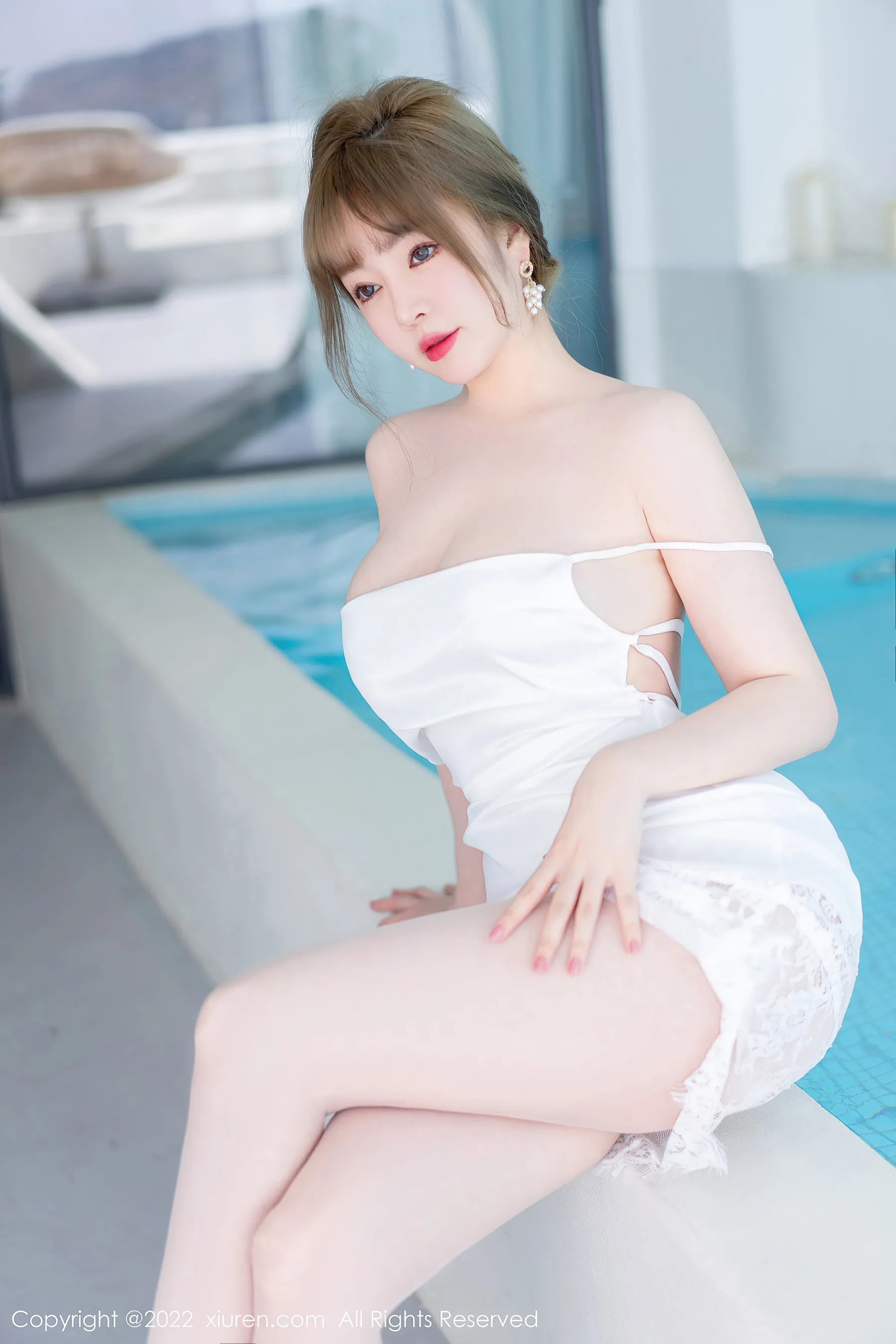图片[5]-秀人网 No.4876 王雨纯 淑女气质大理旅拍-COS写真在线网
