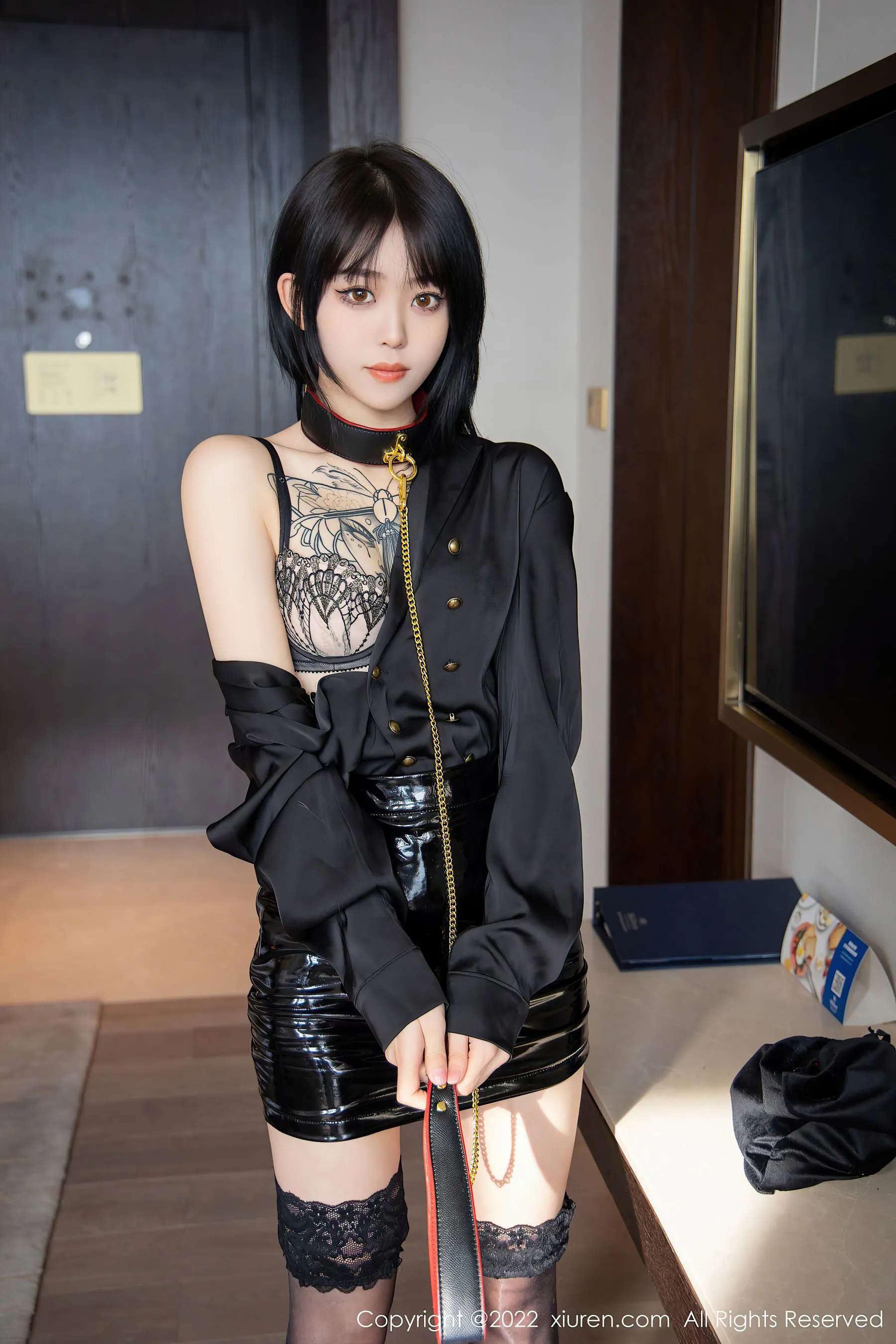 图片[5]-秀人网 No.4927 奶瓶. 黑丝美腿-COS写真在线网