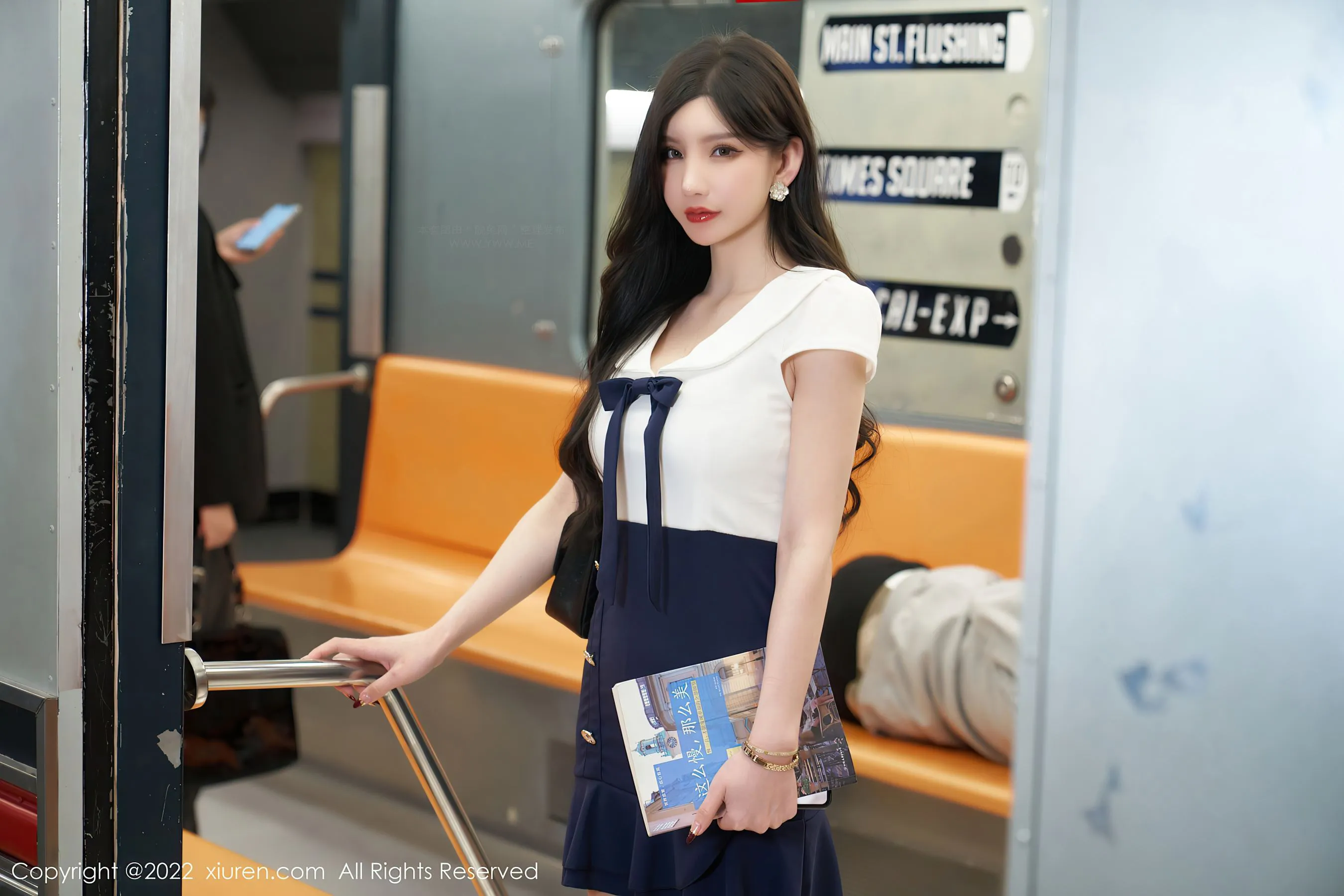 图片[4]-秀人网 No.4979 周于希Sally 短裙美腿-COS写真在线网