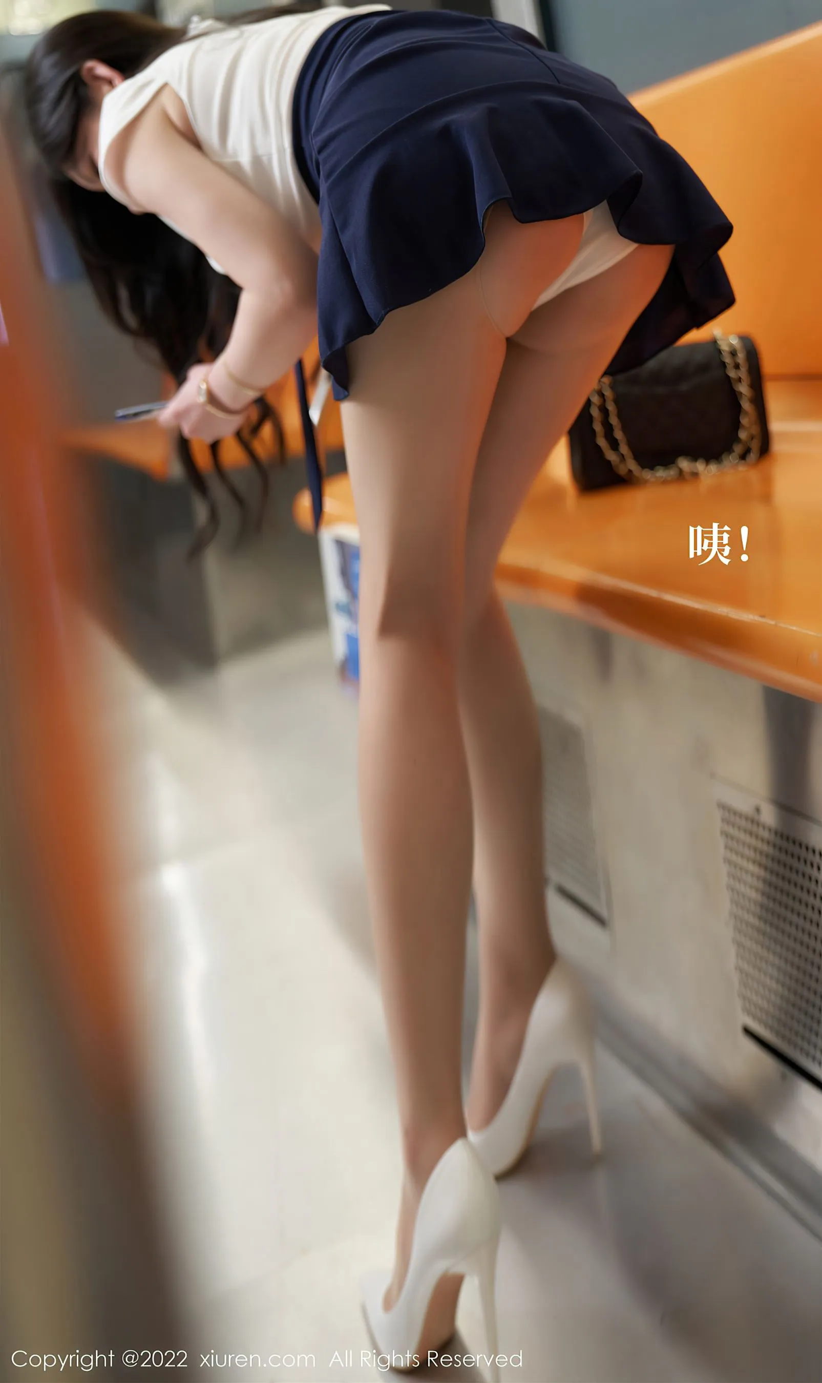 图片[2]-秀人网 No.4979 周于希Sally 短裙美腿-COS写真在线网