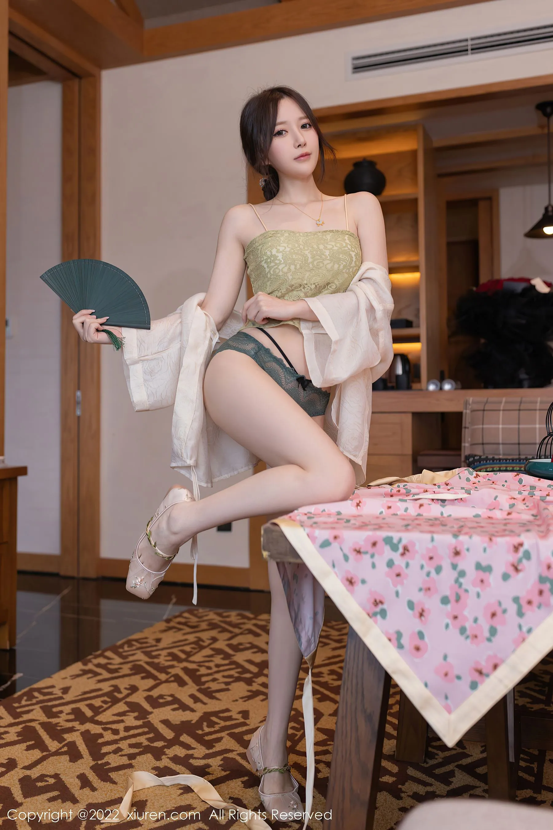 图片[3]-秀人网 No.5130 鱼子酱Fish 云南旅拍-COS写真在线网