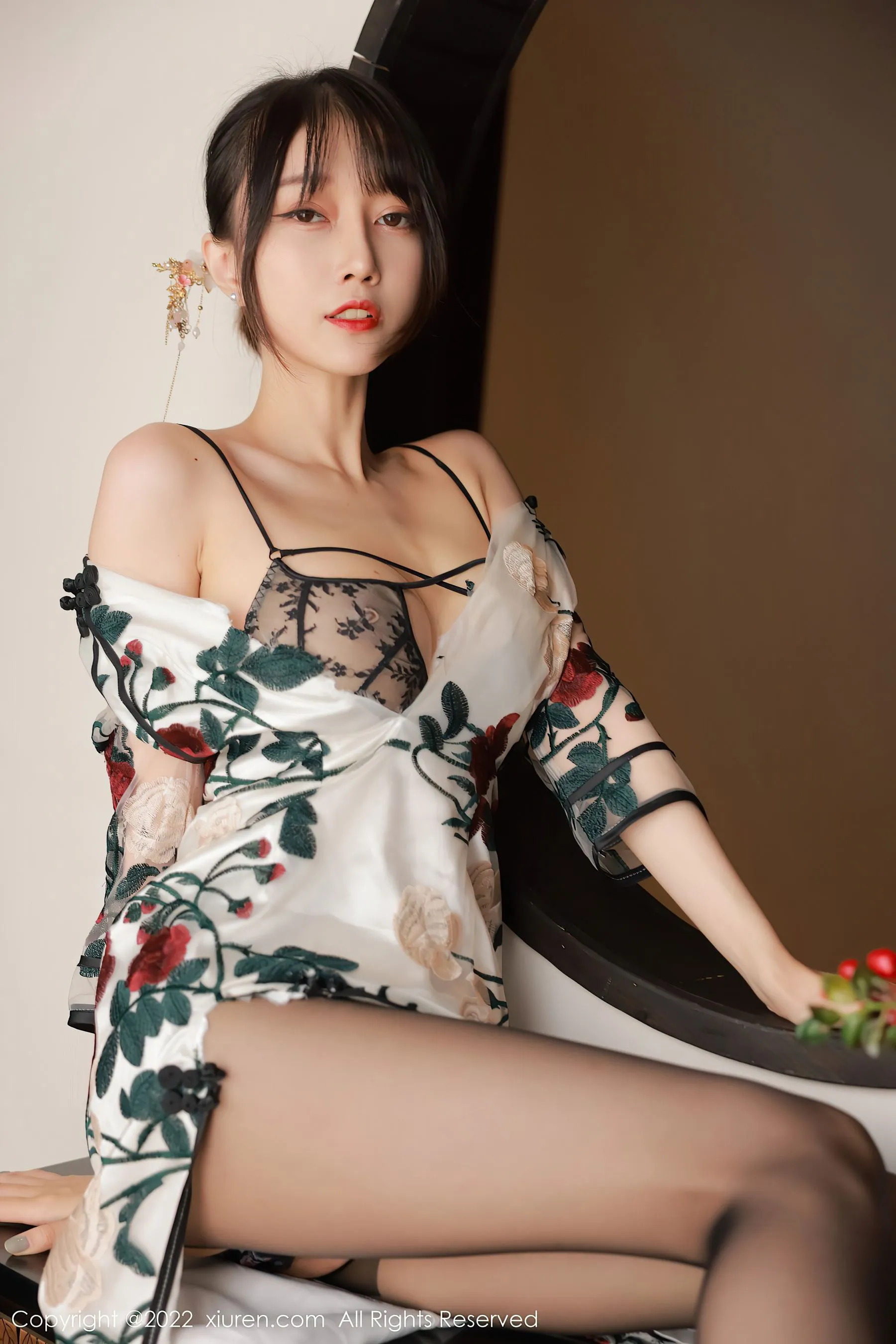 图片[3]-秀人网 No.5199 玥儿玥er-COS写真在线网