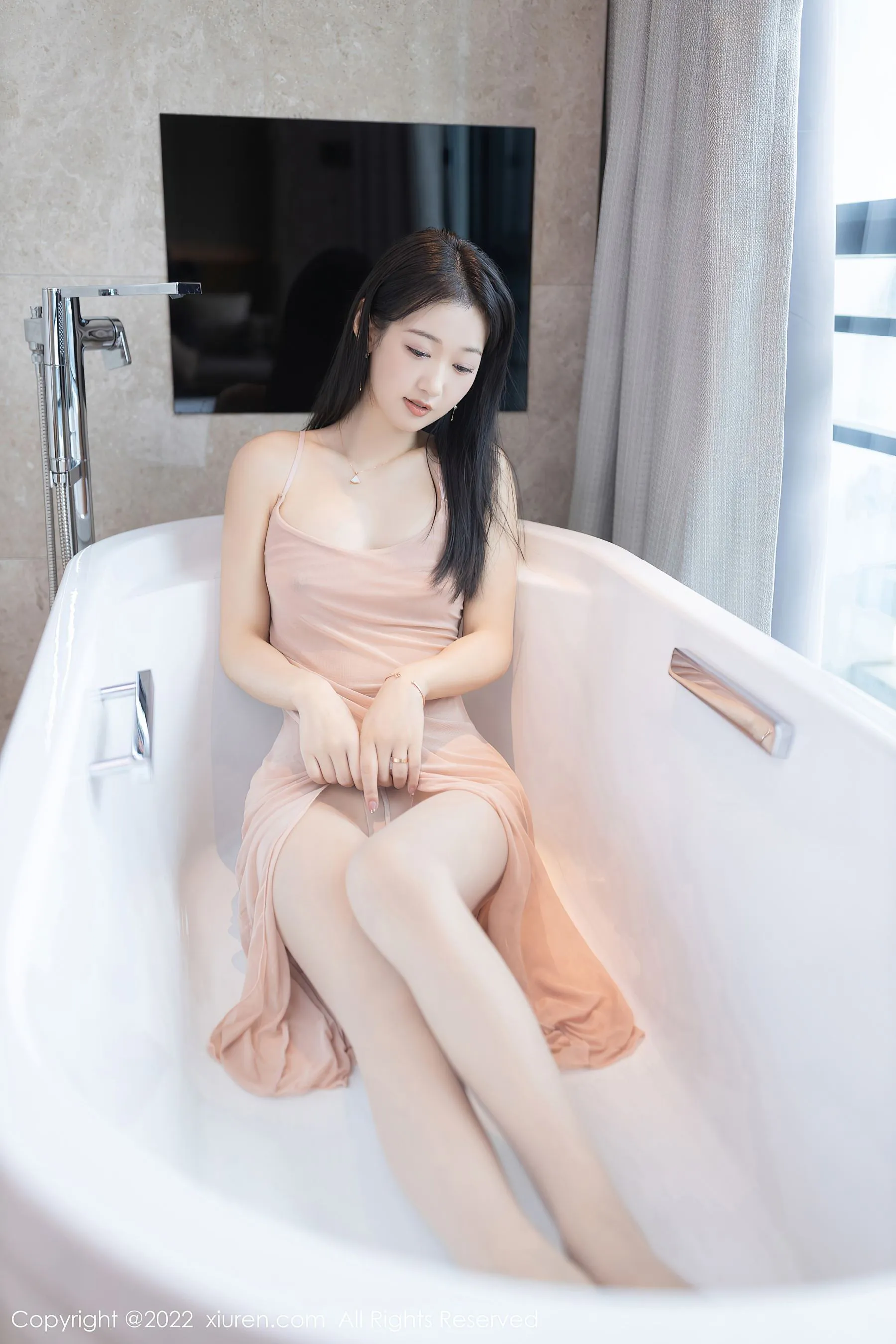 图片[4]-秀人网 No.5293 唐安琪-COS写真在线网