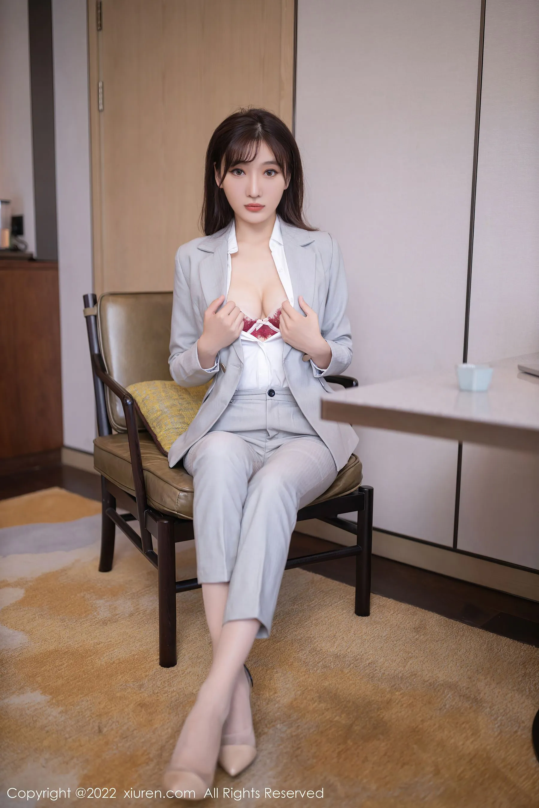 图片[5]-秀人网 No.5840 陆萱萱-COS写真在线网