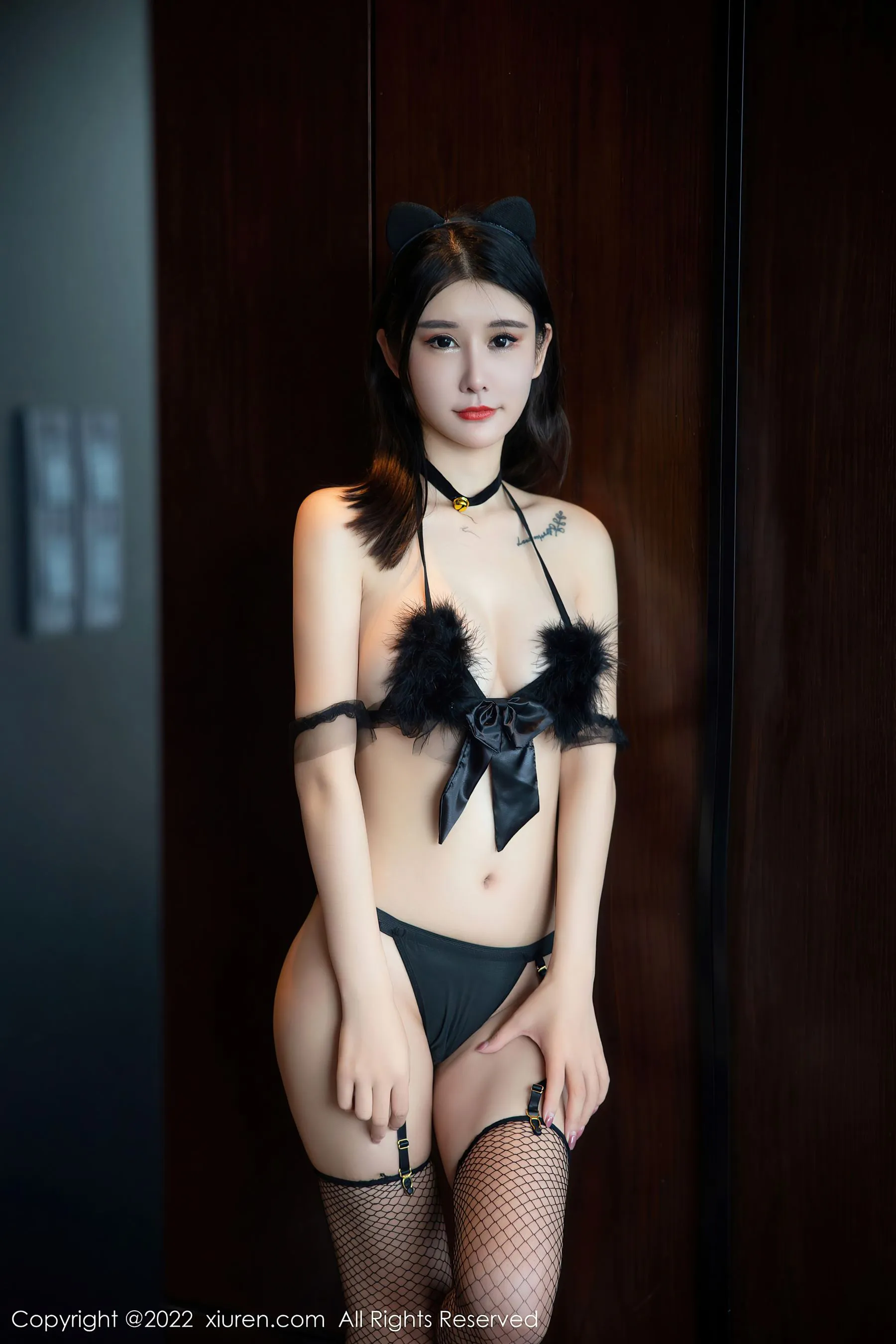 图片[5]-秀人网 No.6018 夏沫沫tifa 比基尼美腿-COS写真在线网