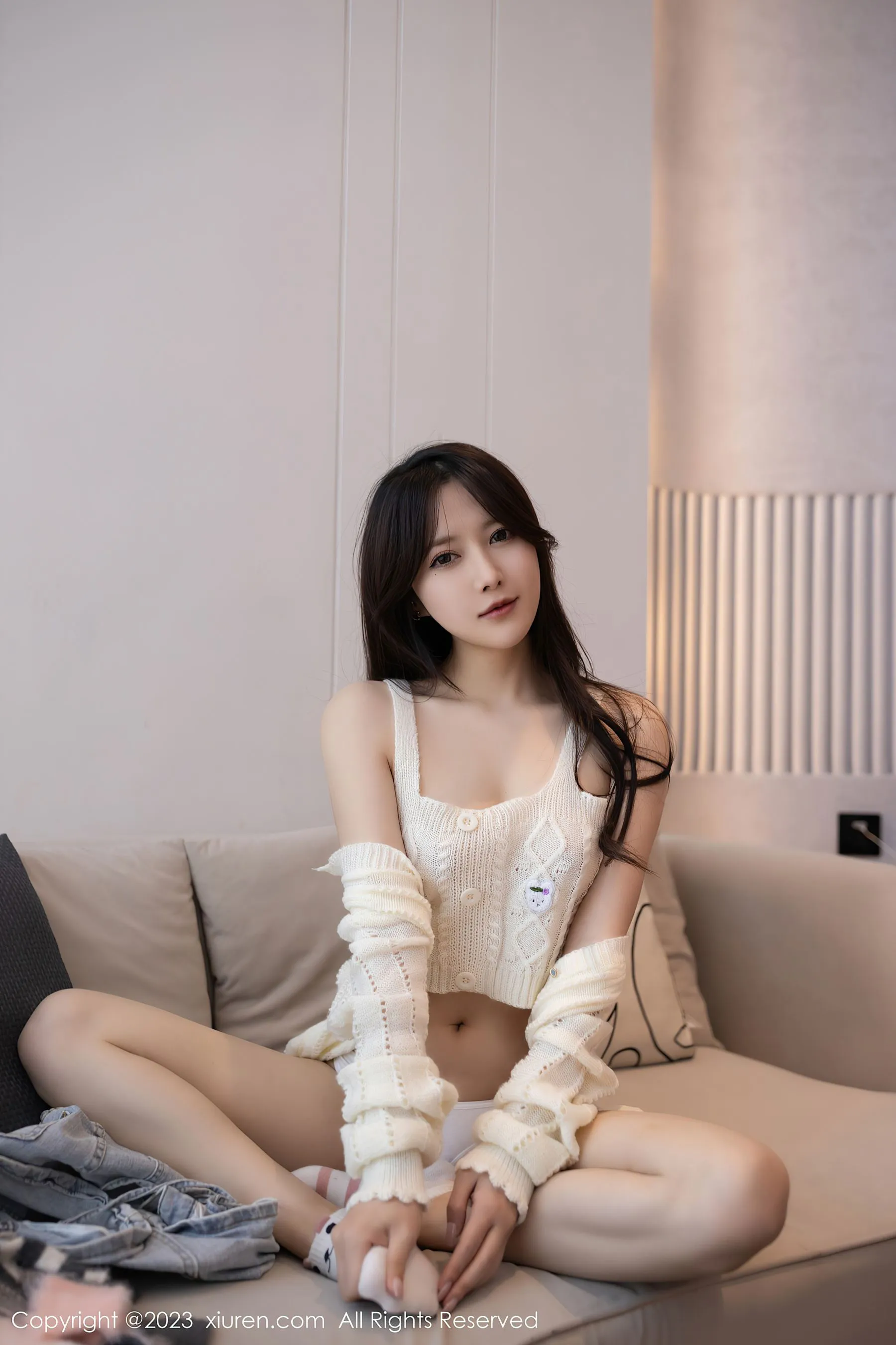 图片[6]-秀人网 No.6216 鱼子酱Fish 牛仔裤美臀-COS写真在线网