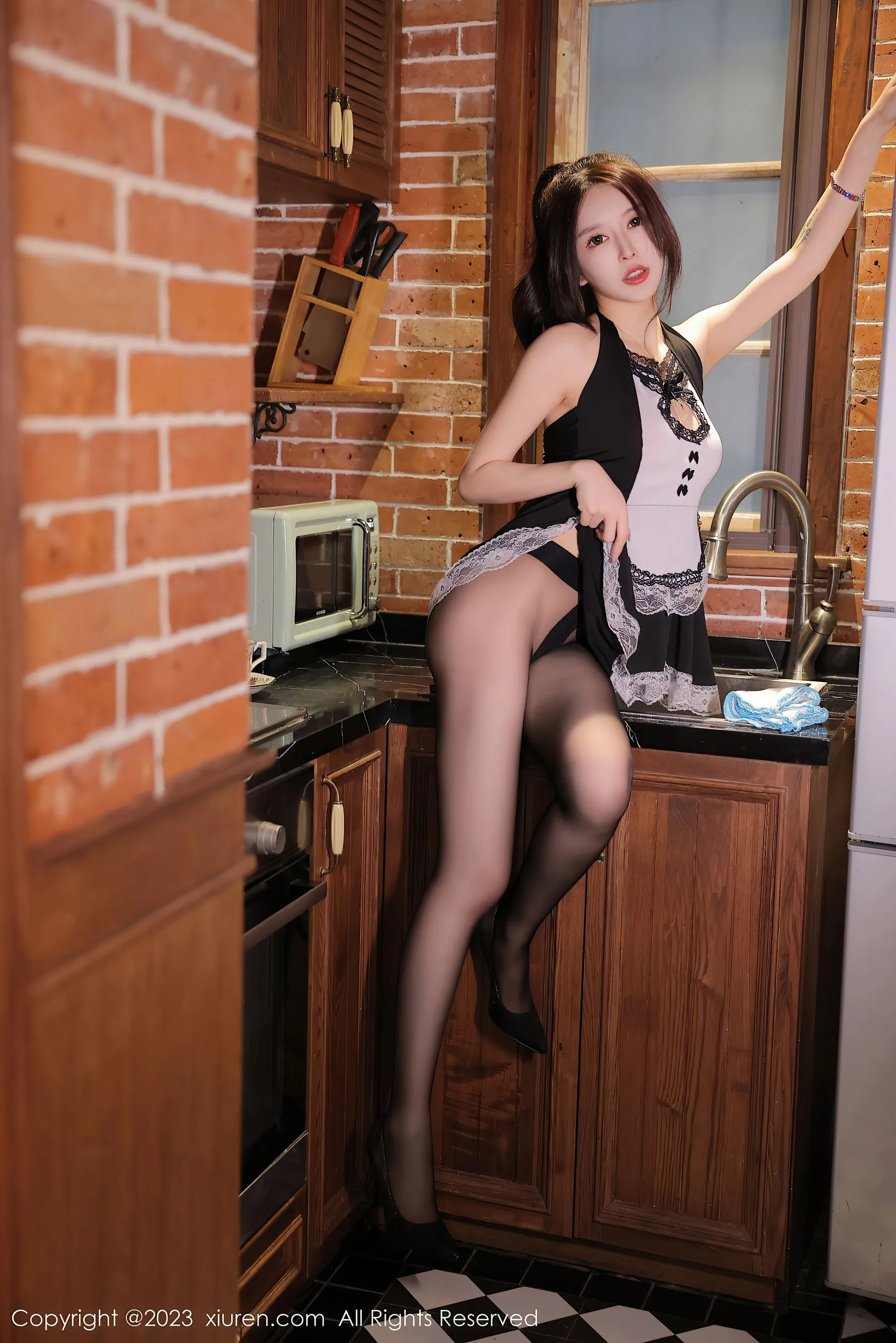 图片[6]-秀人网 No.6295 玉兔miki 黑丝美臀-COS写真在线网