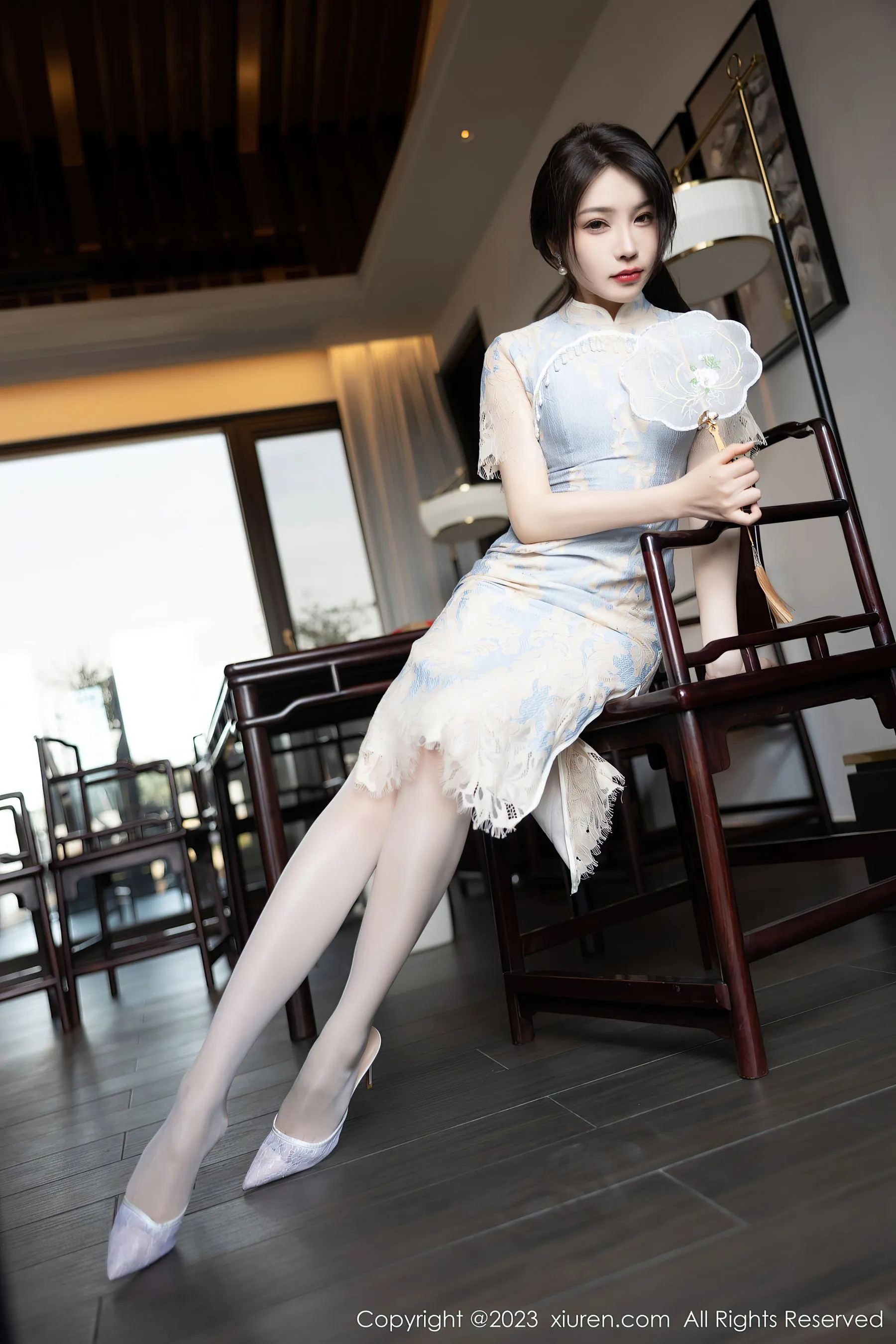 图片[2]-秀人网 No.6434 徐莉芝Booty 旗袍美腿-COS写真在线网