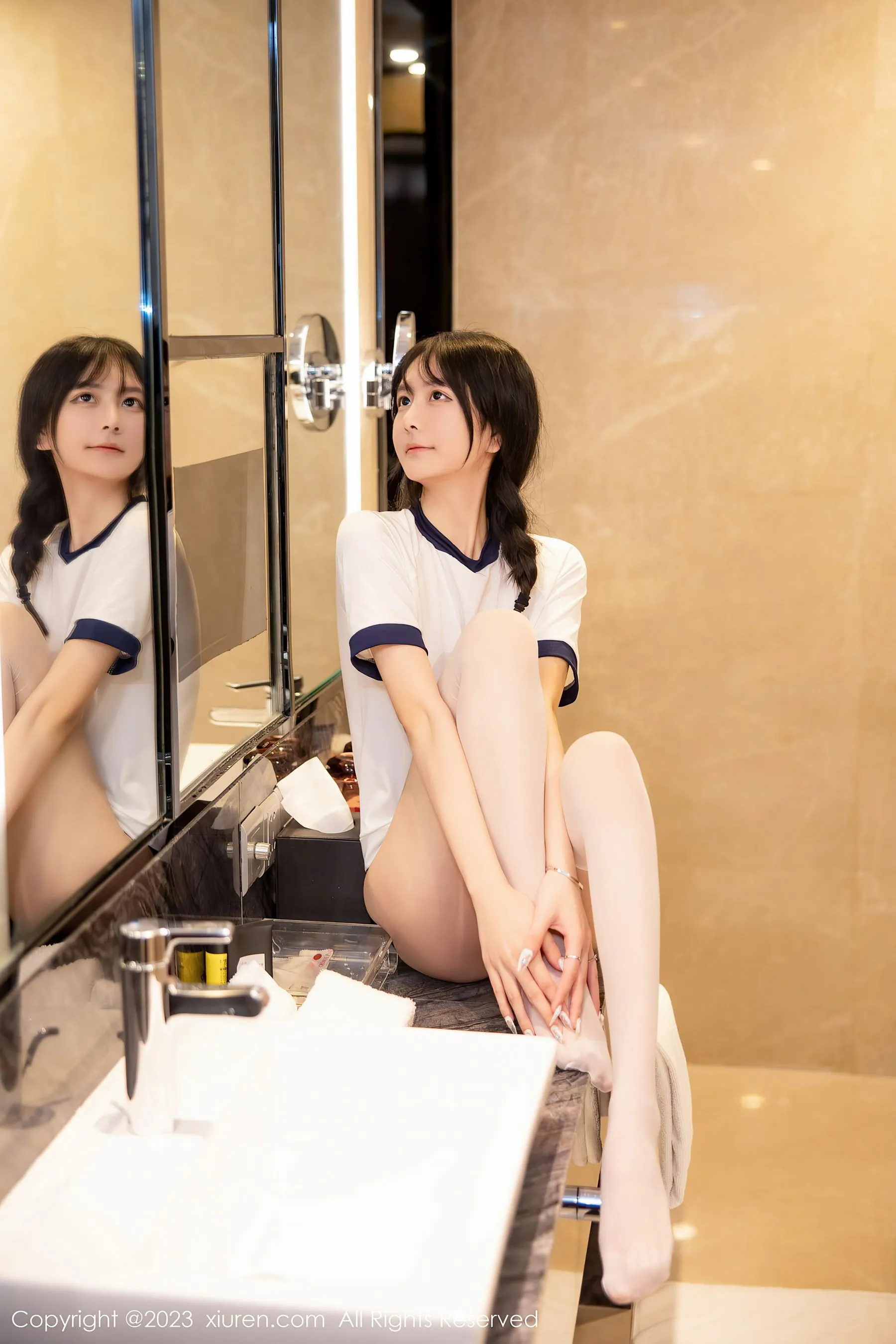 图片[5]-秀人网 No.6447 谢小蒽-COS写真在线网