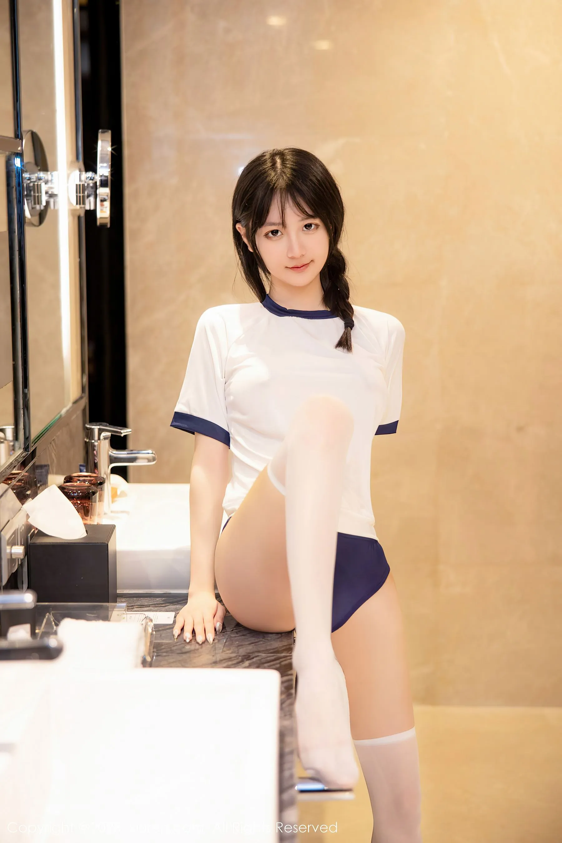 图片[3]-秀人网 No.6447 谢小蒽-COS写真在线网
