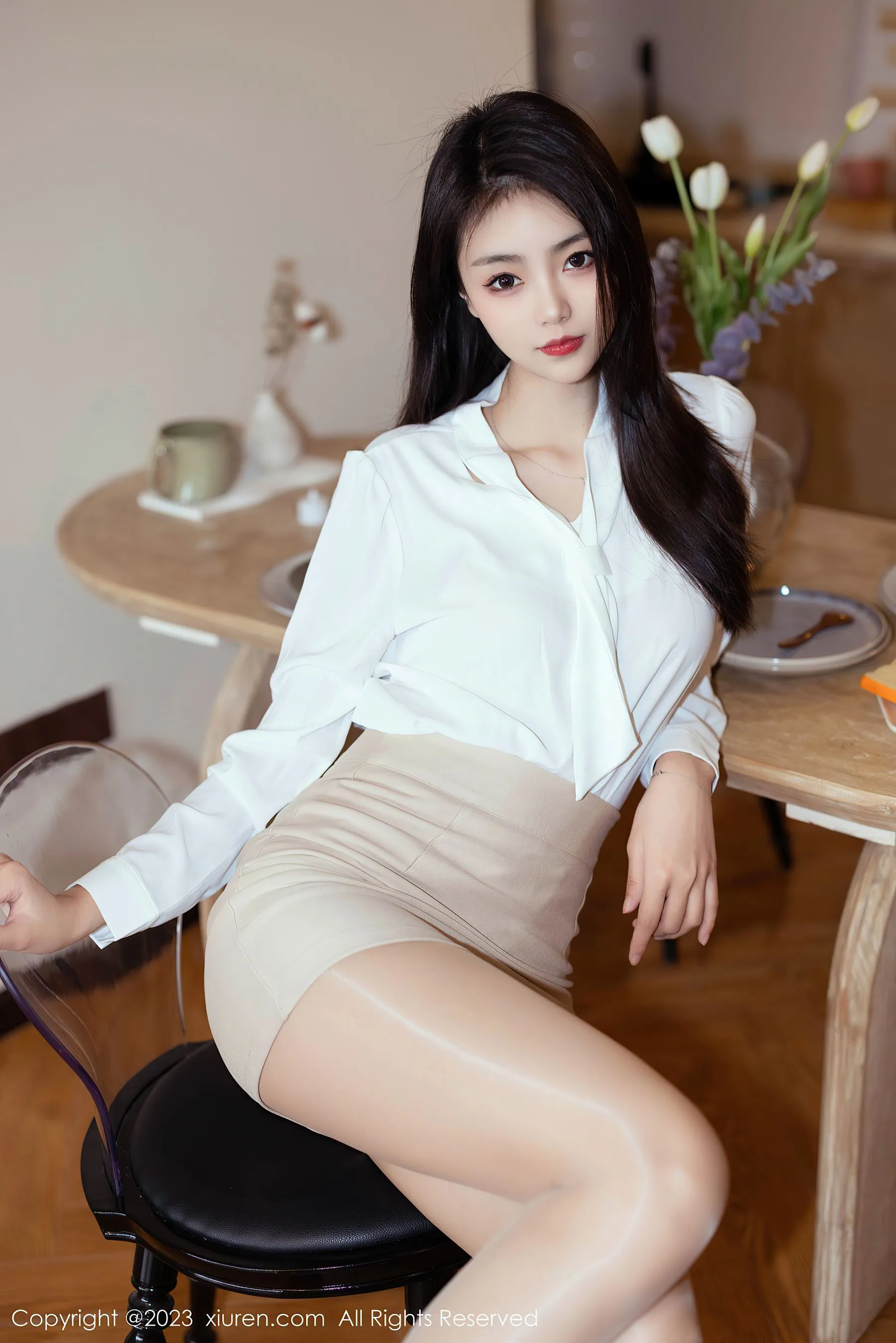 图片[6]-秀人网 No.6465 可樂Vicky 短裙美腿-COS写真在线网