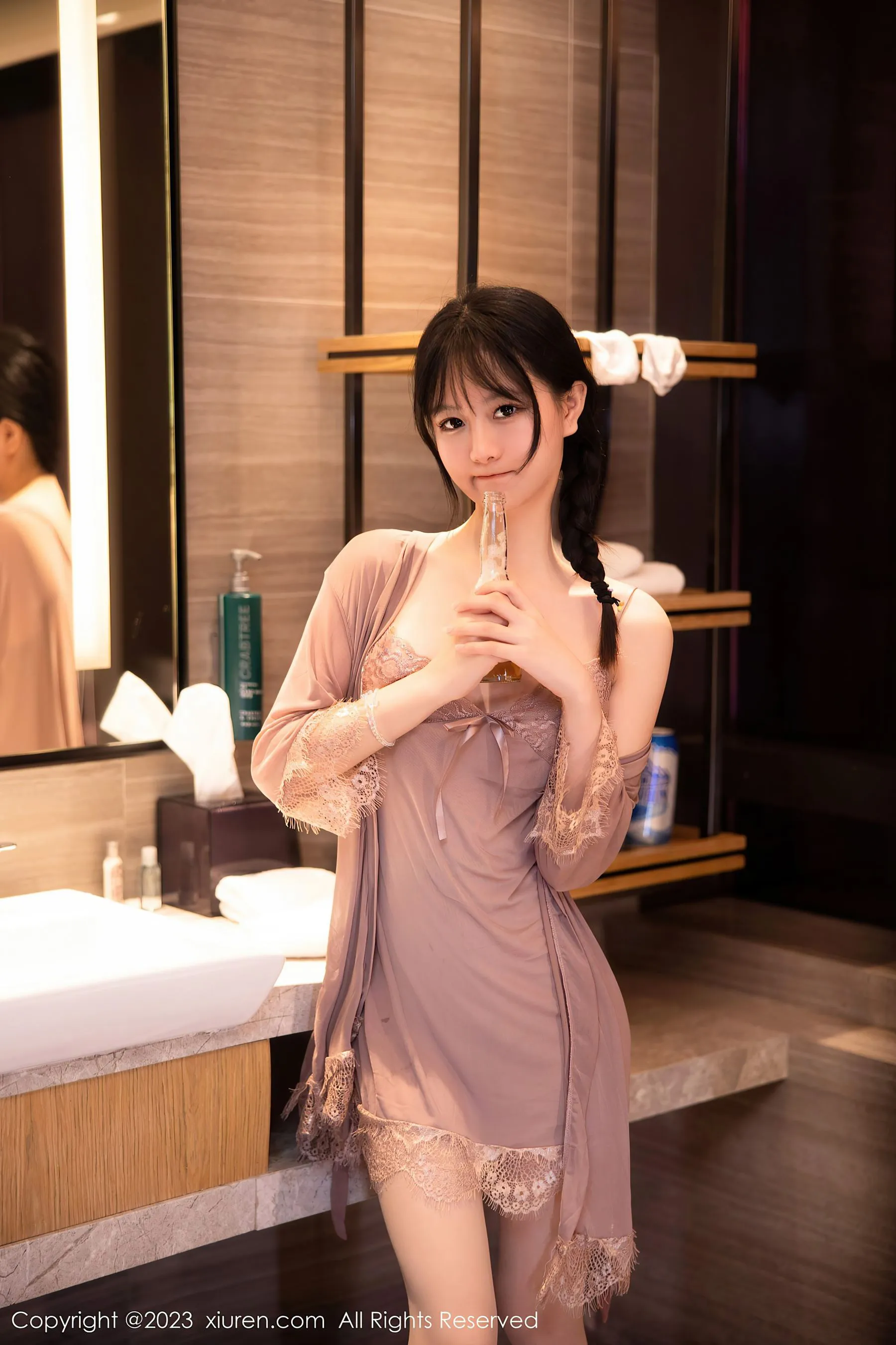 图片[2]-秀人网 No.6558 谢小蒽-COS写真在线网