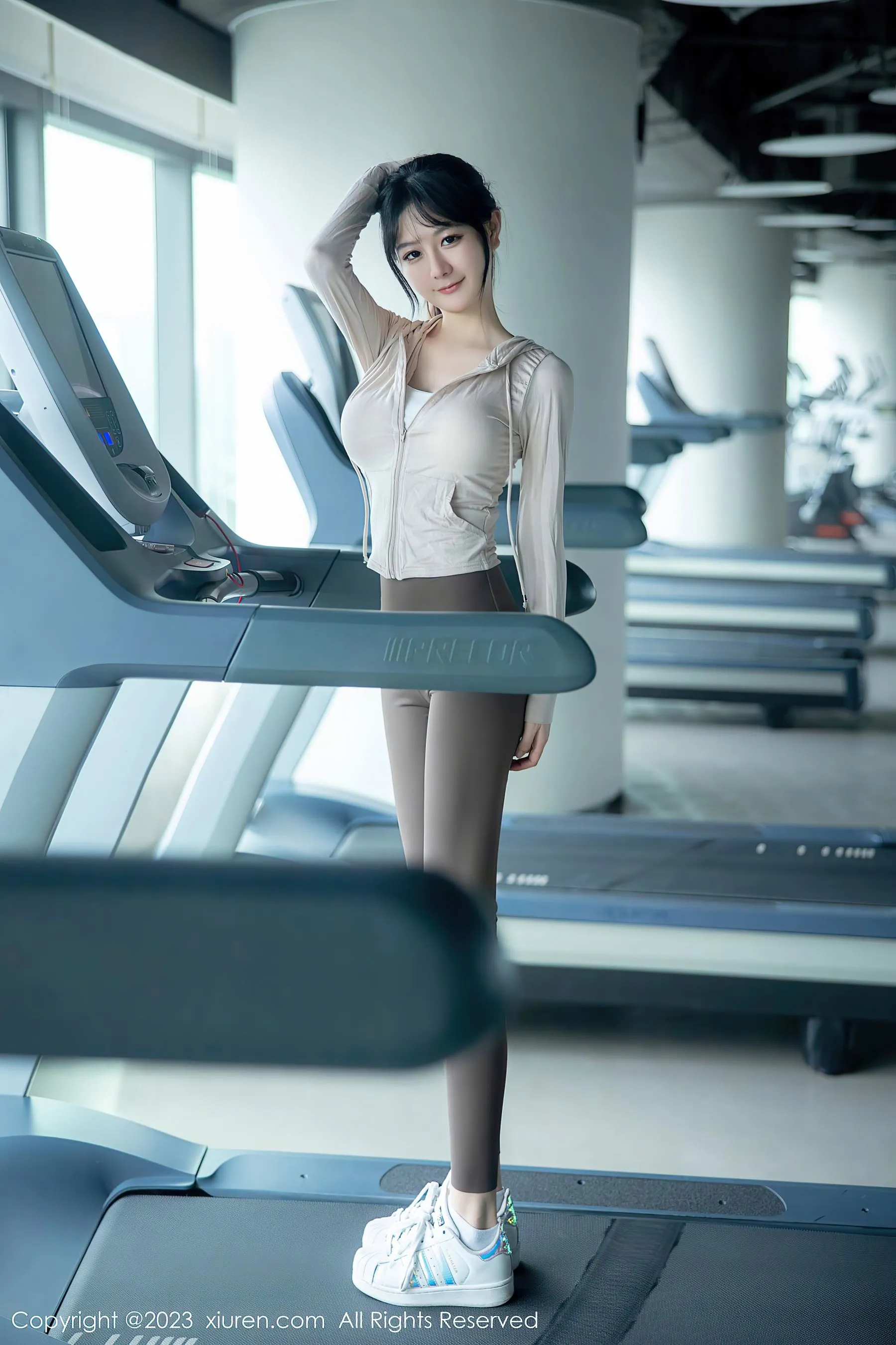 图片[5]-秀人网 No.6683 幼幼 健身美腿-COS写真在线网