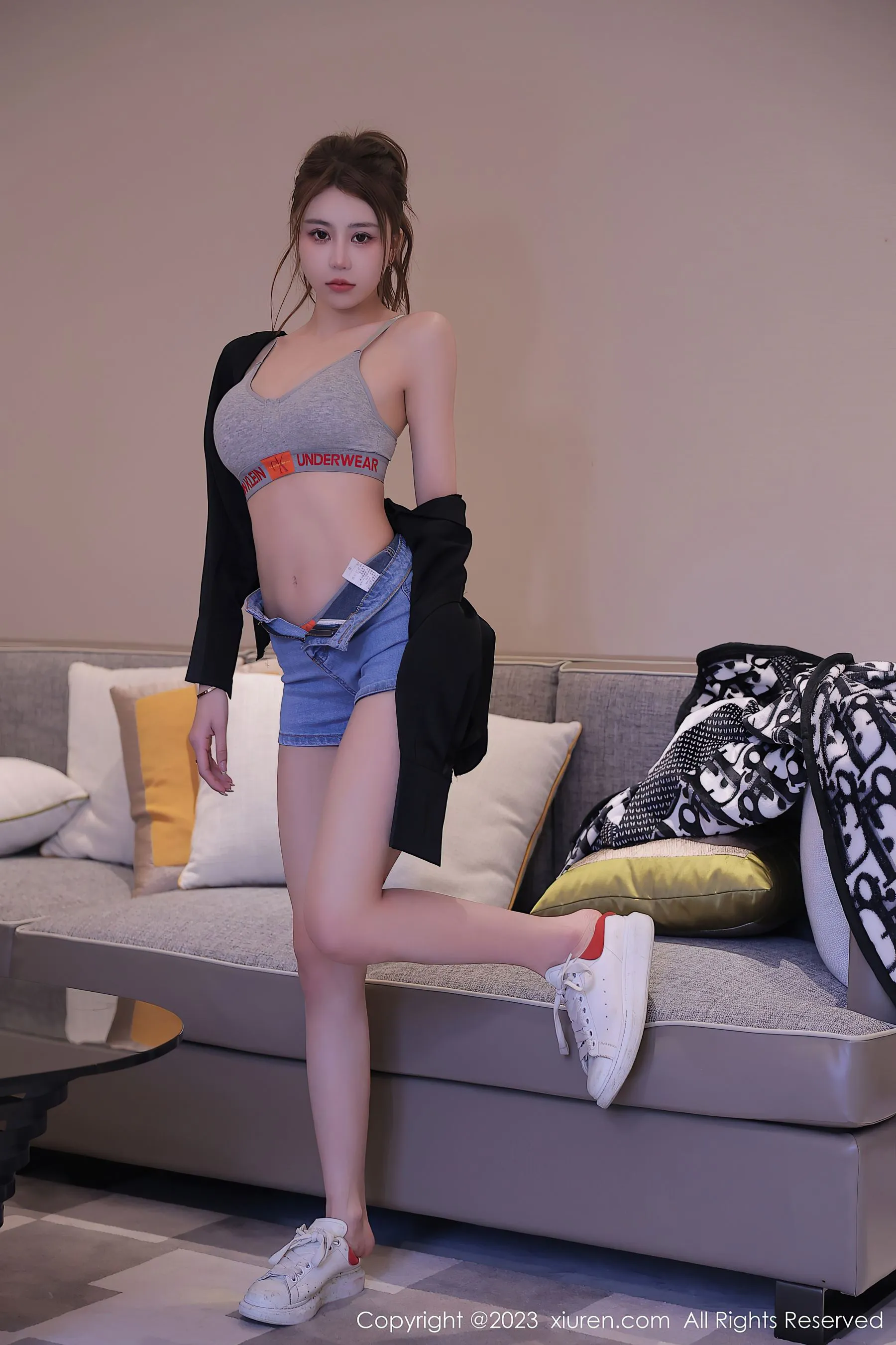 图片[3]-秀人网 No.6758 tina_甜仔-COS写真在线网