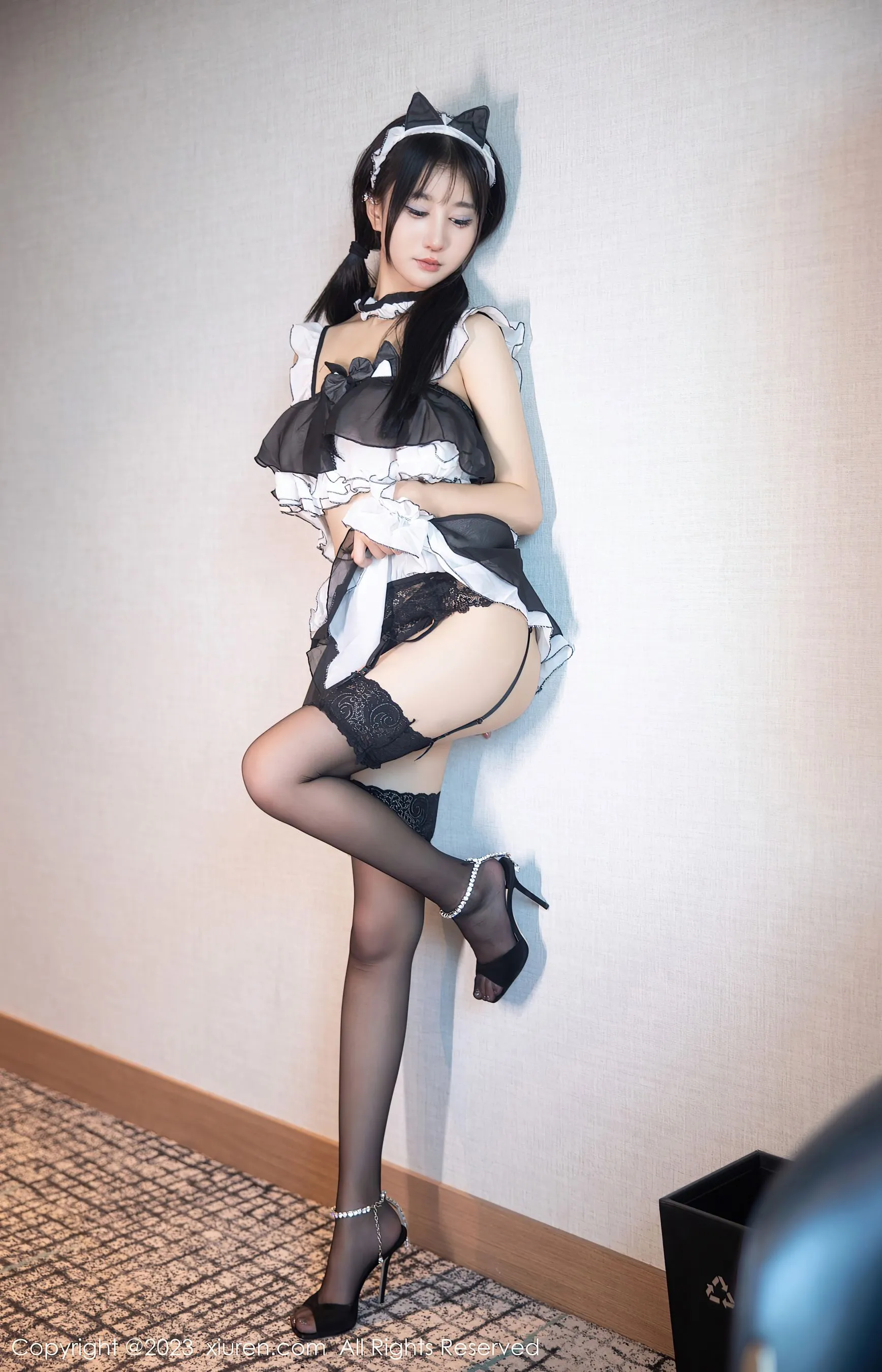 图片[3]-秀人网 No.6795 小果冻儿 黑丝美腿-COS写真在线网