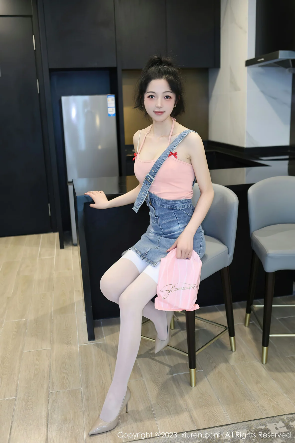 图片[3]-XiuRen 秀人 No.6816 茜茜Kimi 情趣护士服性感写真 [77P]-COS写真在线网