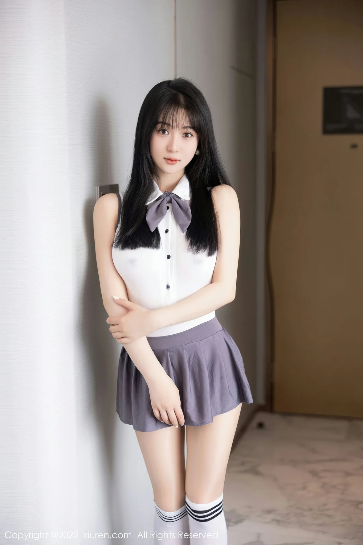图片[5]-XiuRen 秀人 No.6818 柚琪Rich 轻透高开叉性感写真 [99P]-COS写真在线网