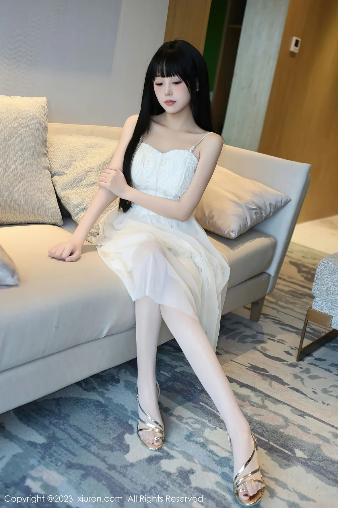 图片[2]-XiuRen 秀人 No.6828 早川京子 连衣长裙性感写真 [80P]-COS写真在线网