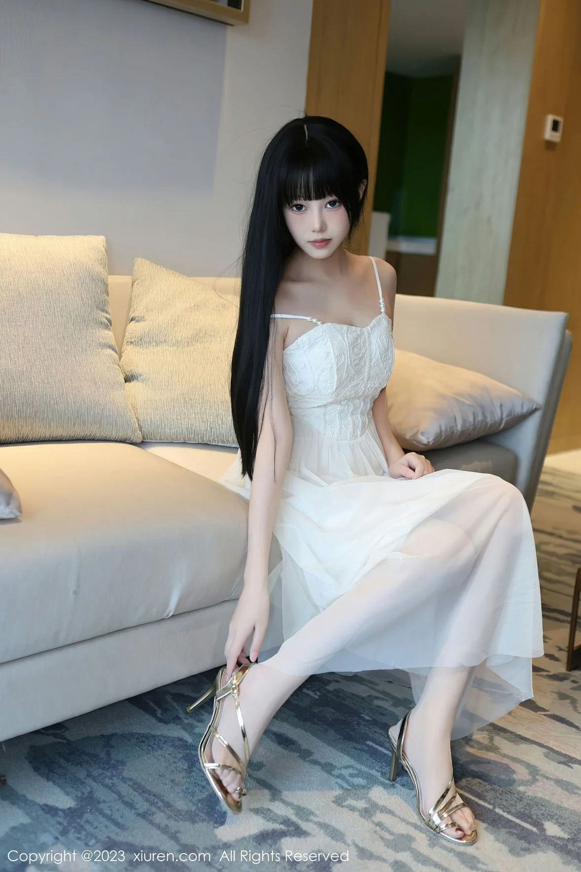 图片[5]-XiuRen 秀人 No.6828 早川京子 连衣长裙性感写真 [80P]-COS写真在线网