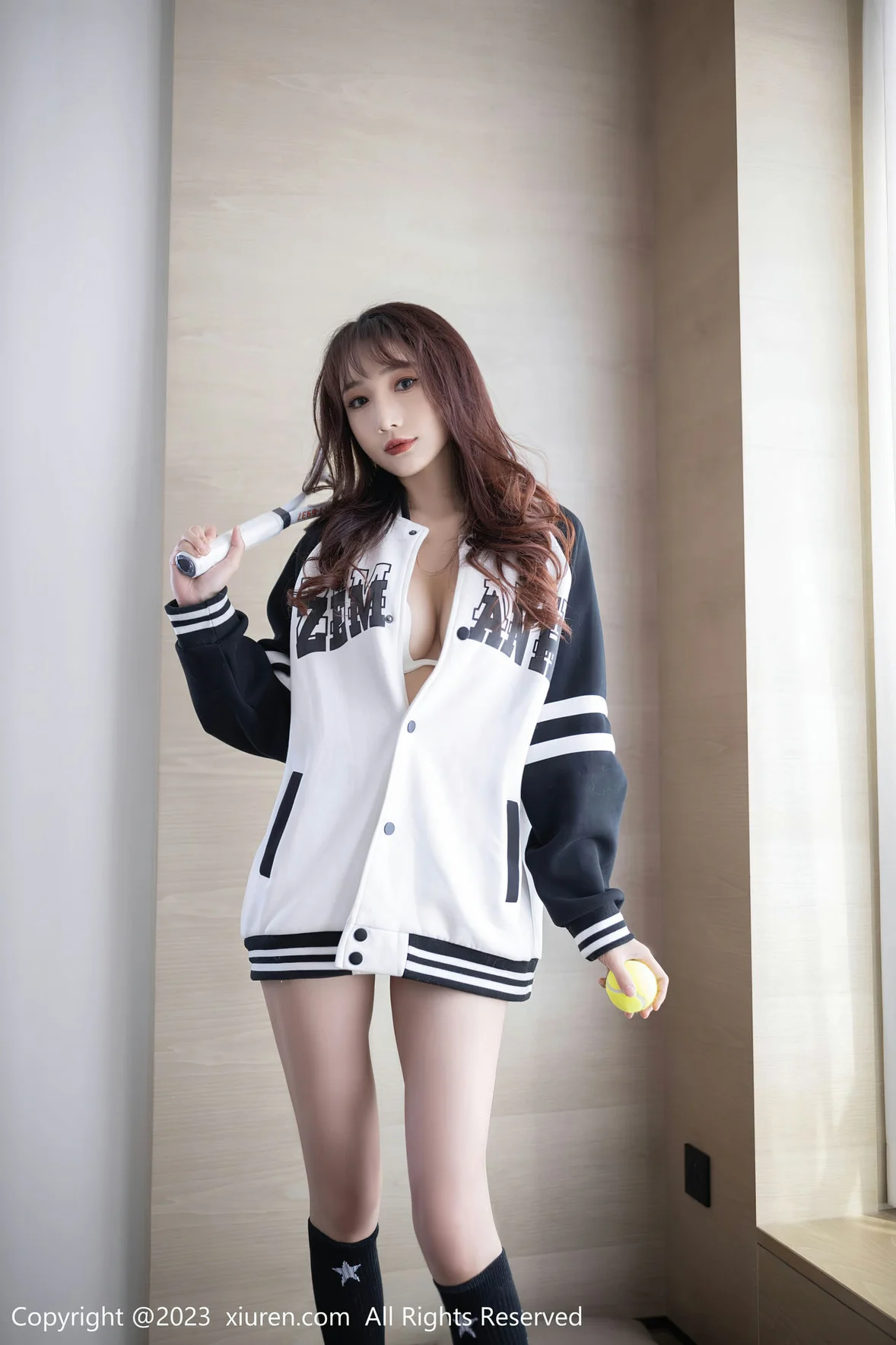 图片[3]-XiuRen 秀人 No.6884 陆萱萱 网球主题拍摄性感写真 [82P]-COS写真在线网