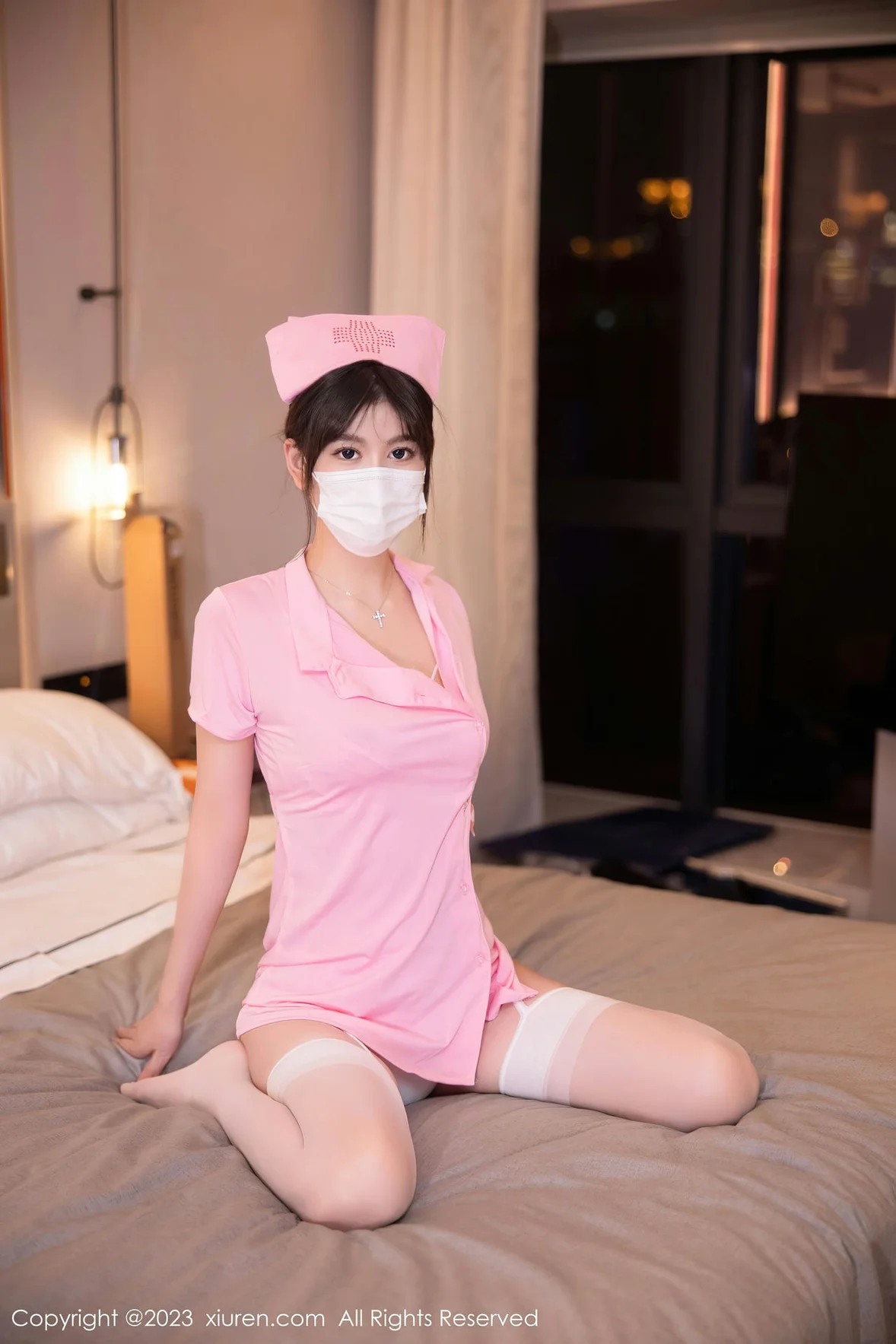 图片[5]-XiuRen 秀人 No.6910 李雅柔182CM 情趣护士服性感写真 [61P]-COS写真在线网