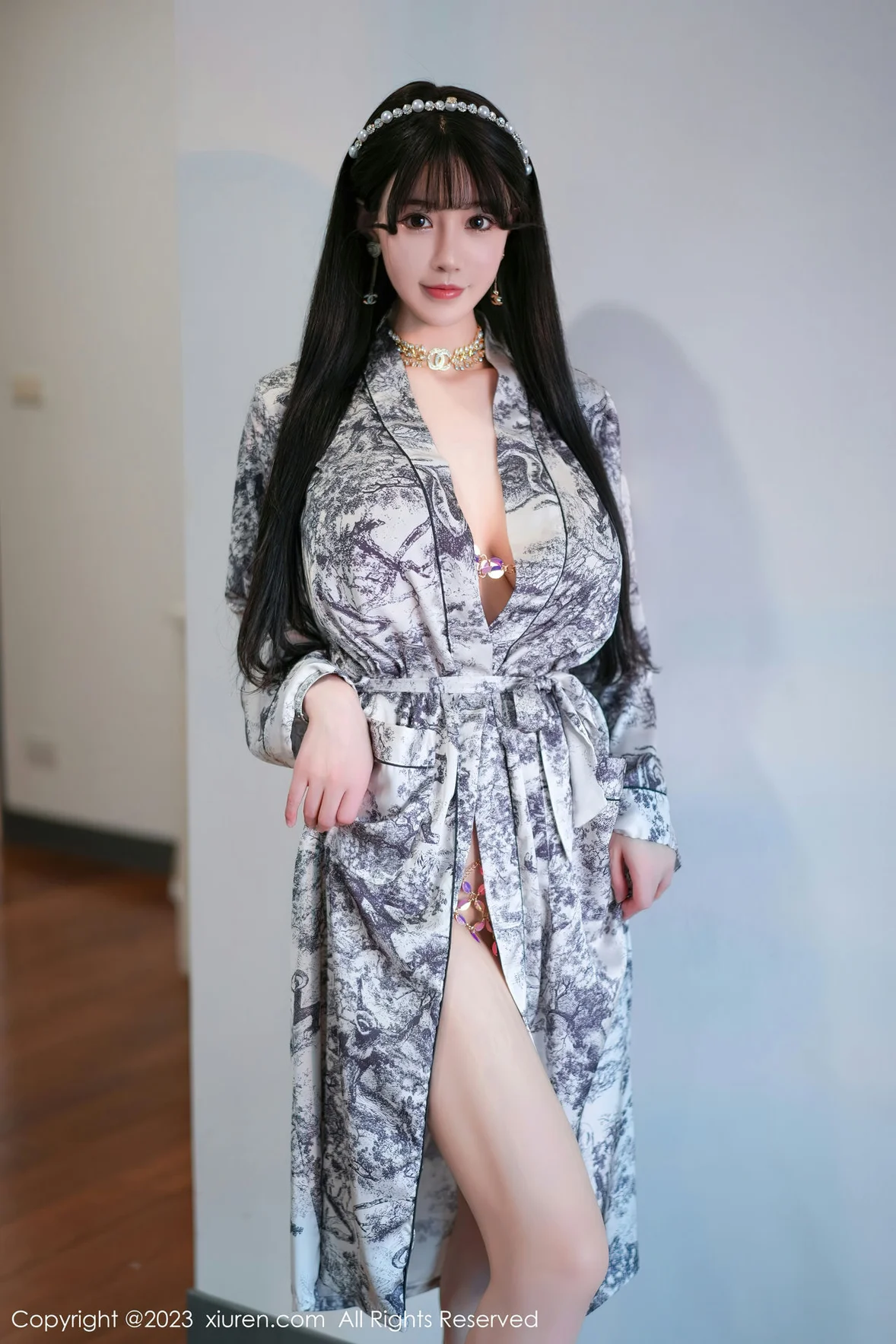 XiuRen 秀人 No.6932 朱可儿Flora 灰色睡袍性感写真 [71P] - 秀人网免费无水印在线套图写真